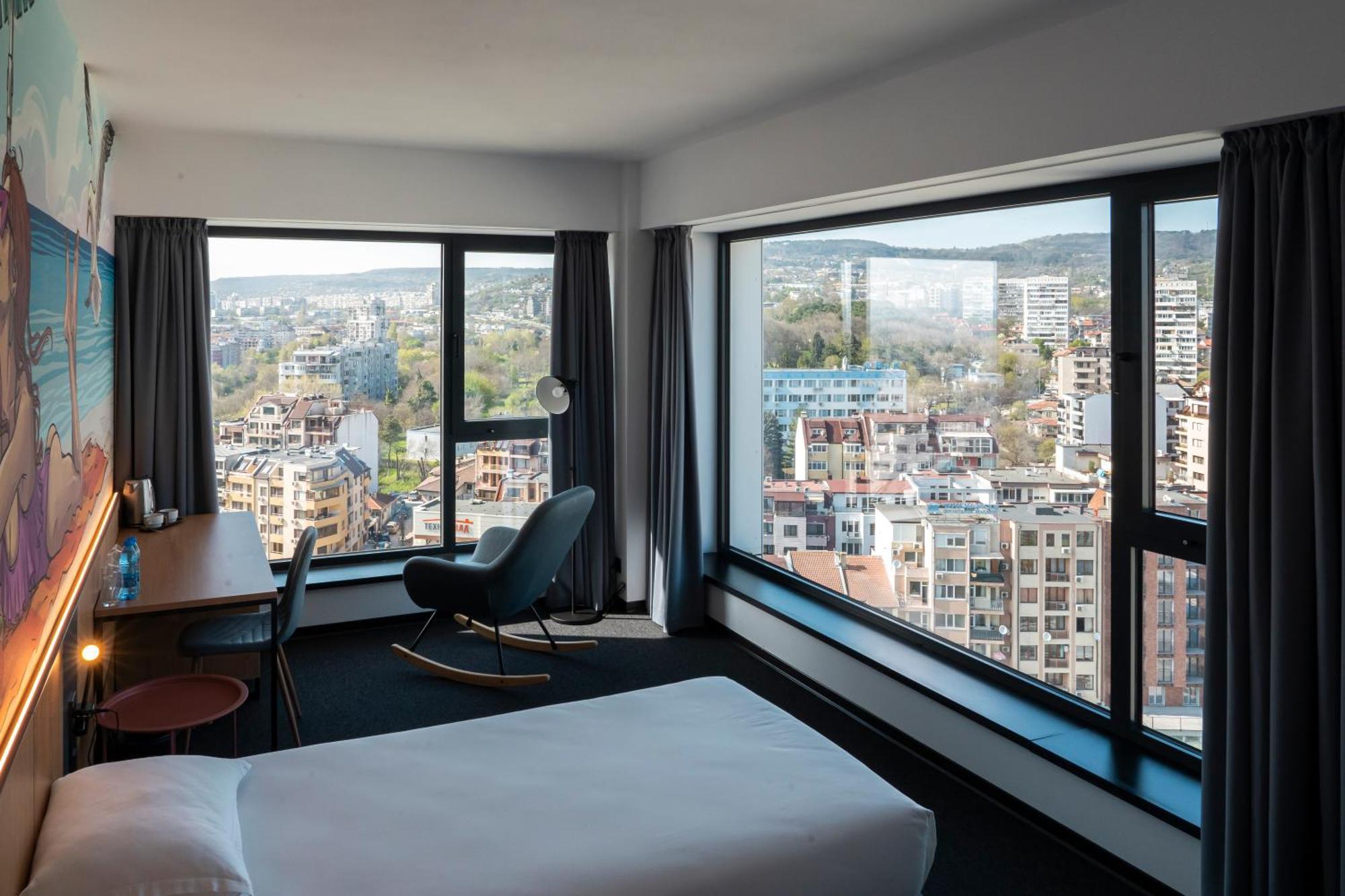 Chambre Double – Vue sur Ville