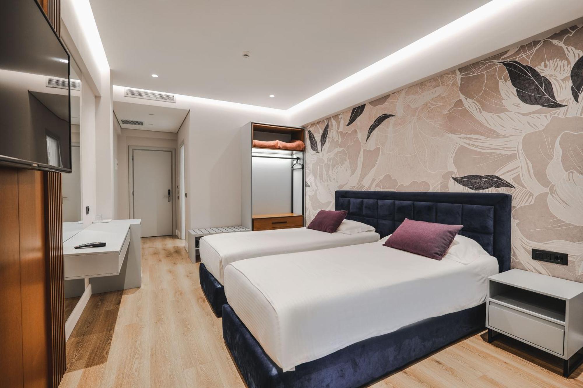 Deluxe Twin Room Sea View