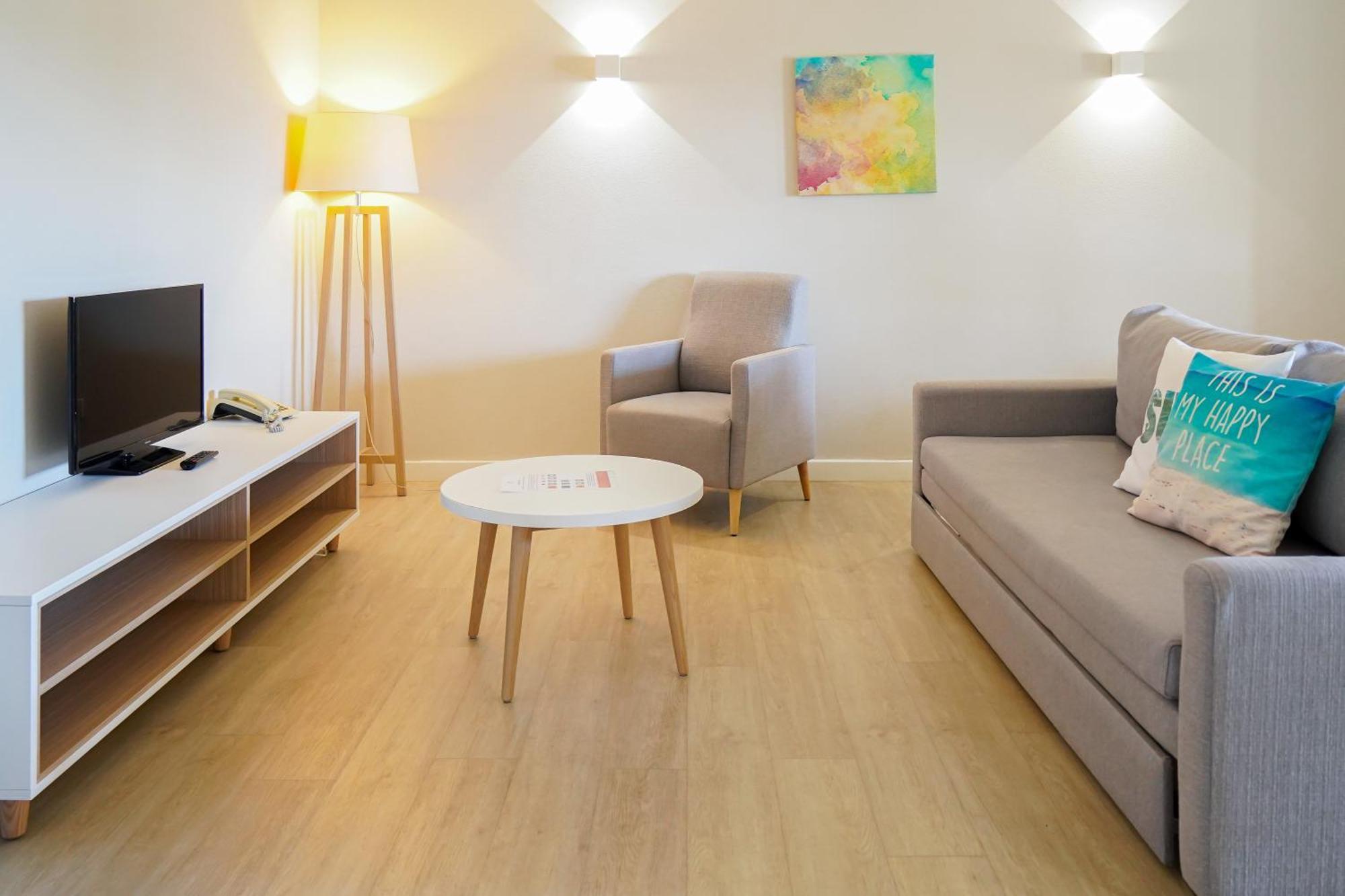One-Bedroom Standard Apartment