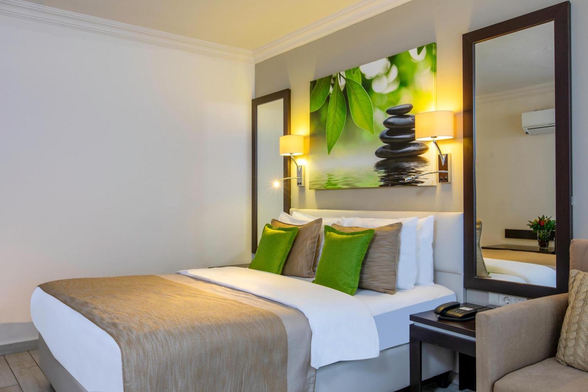 Chambre Double Standard avec Vue sur le Jardin