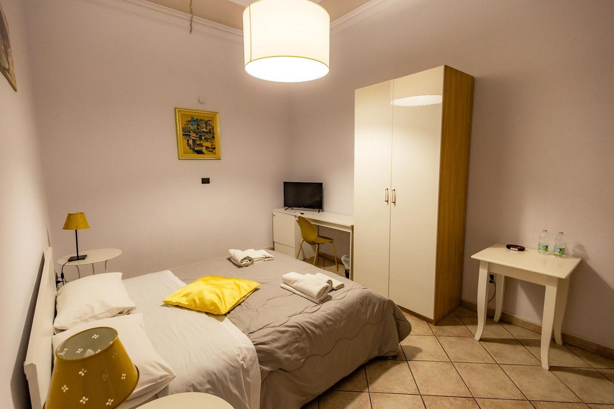 Double Room Private External Bathroom