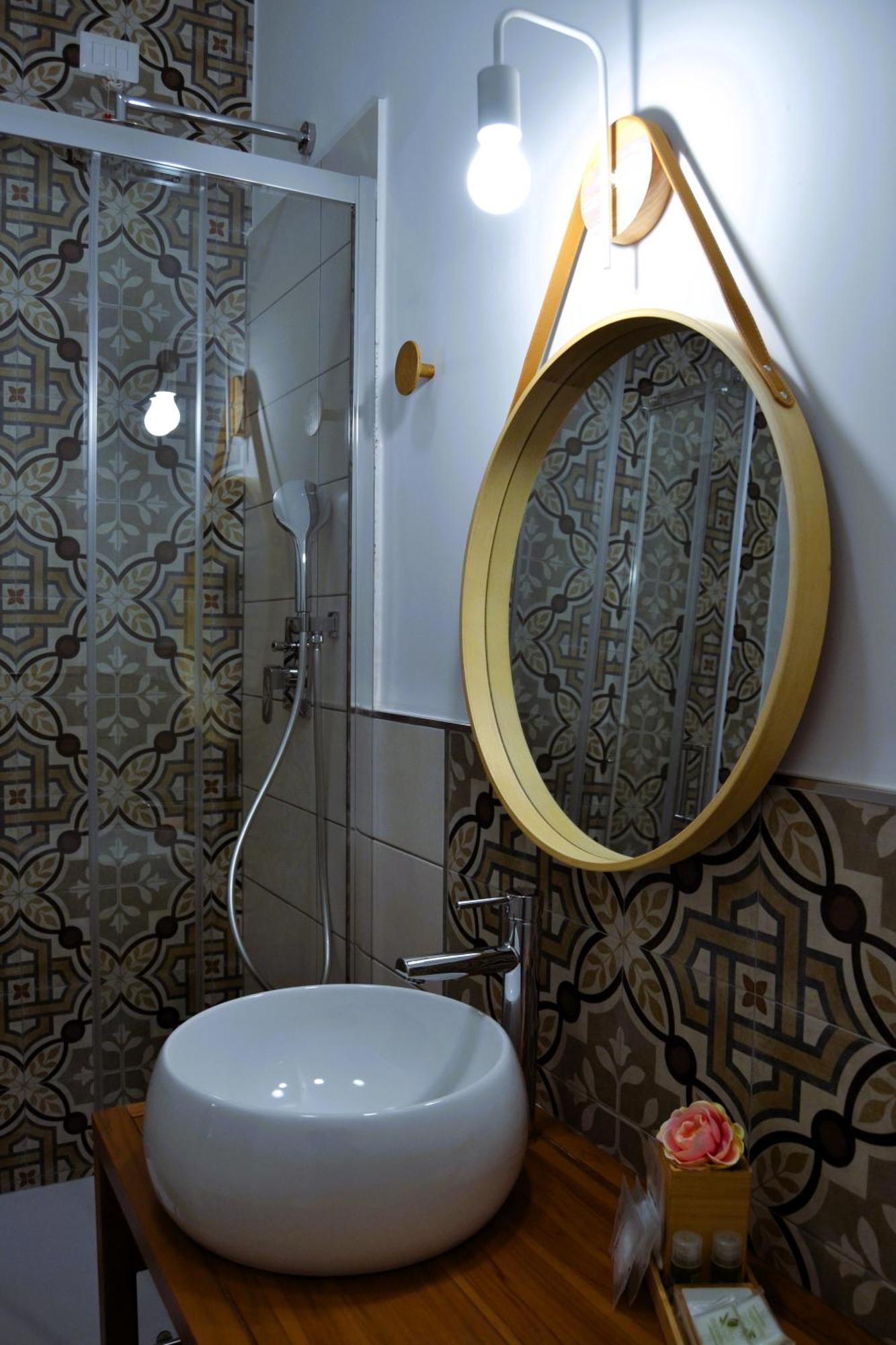 Double Room Private Bathroom
