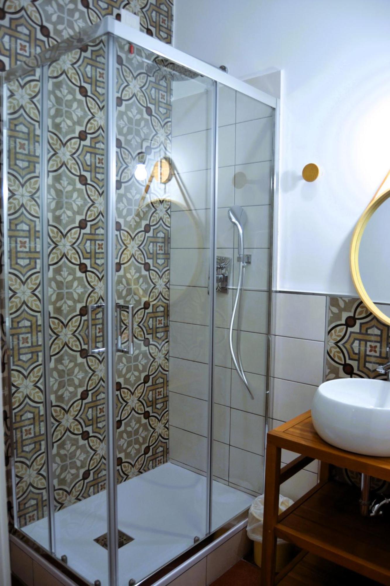 Double Room Private Bathroom