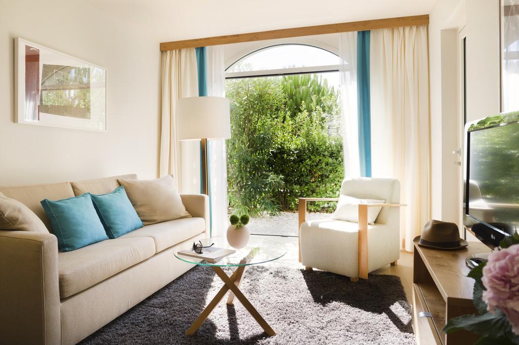 2-Bedroom Residence Garden View