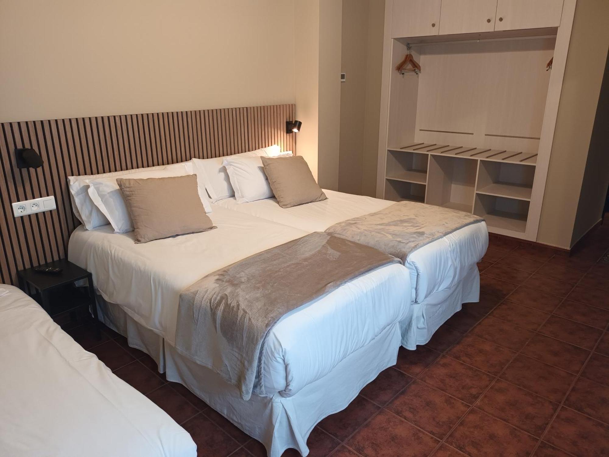 Dreibettzimmer
