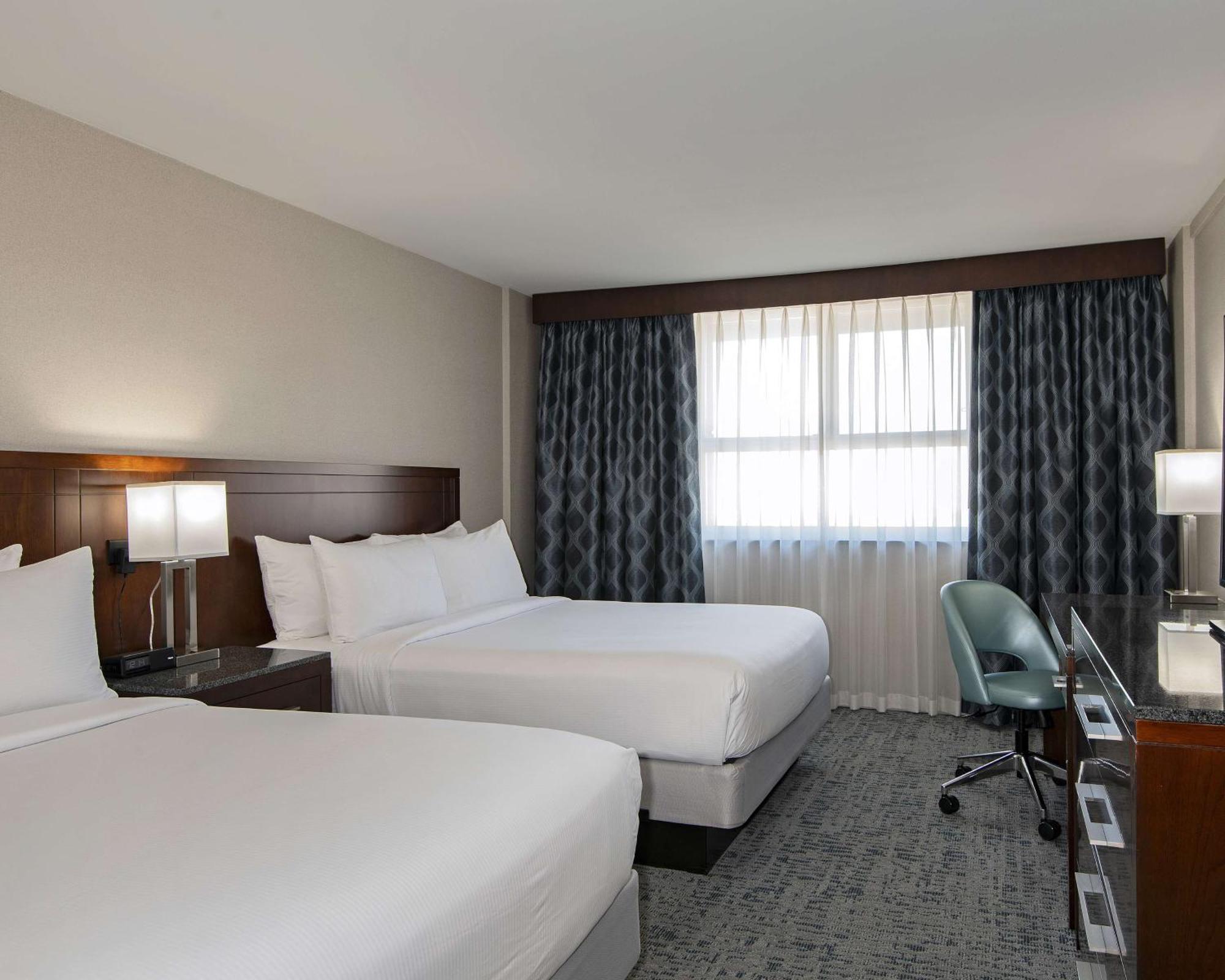Queen Room Two Queen Beds Non-Smoking