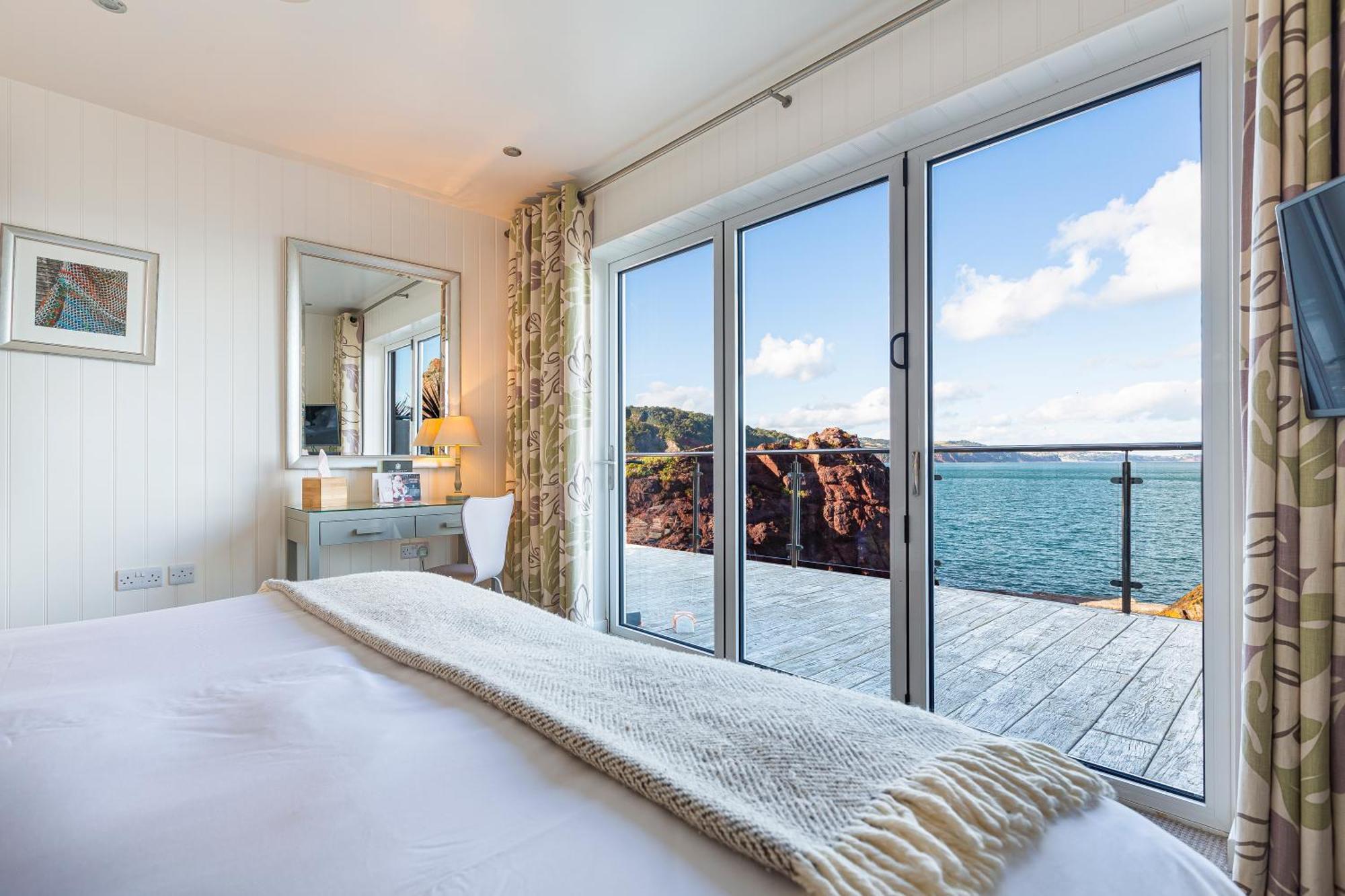 Beach Suite,1563376744:JPEG