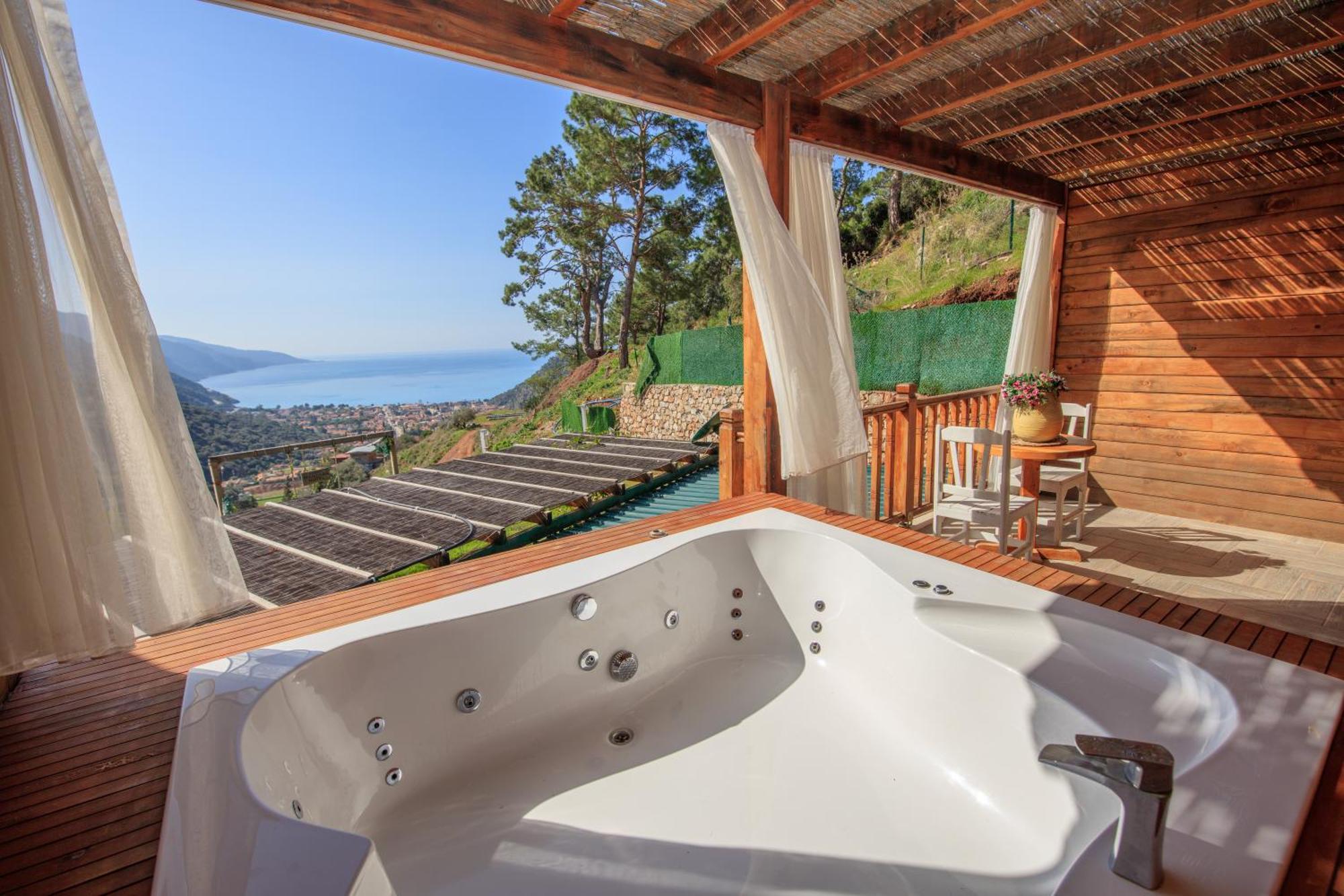 Suite Spa Bath