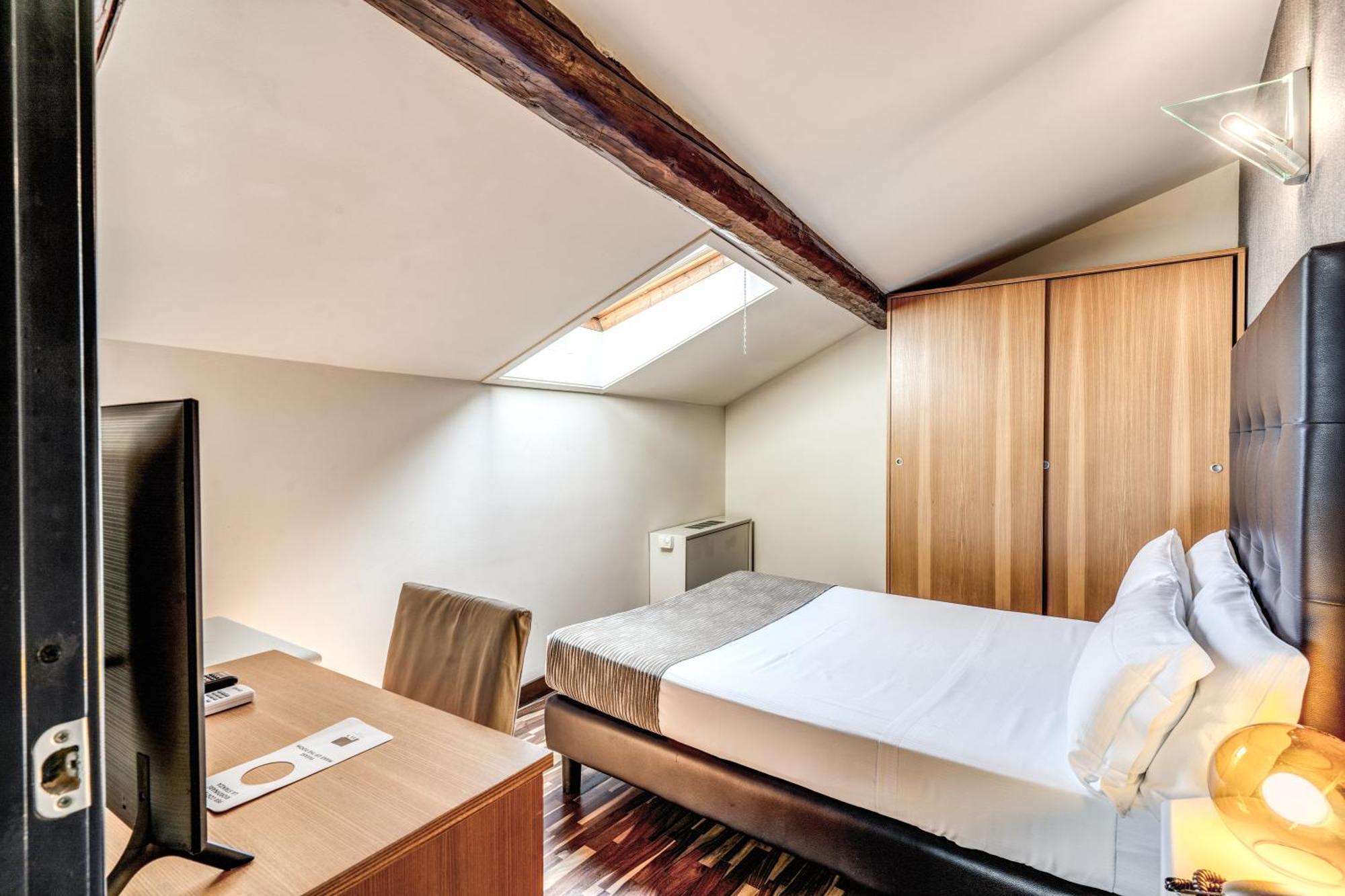 Double Room Small Double Bed Attic
