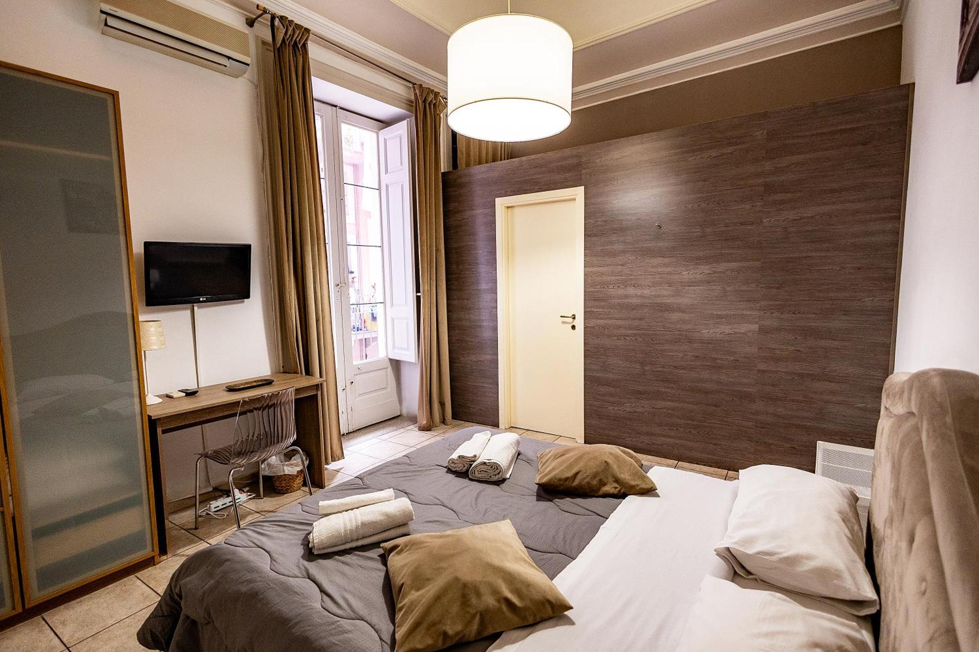 Double Room Private Bathroom