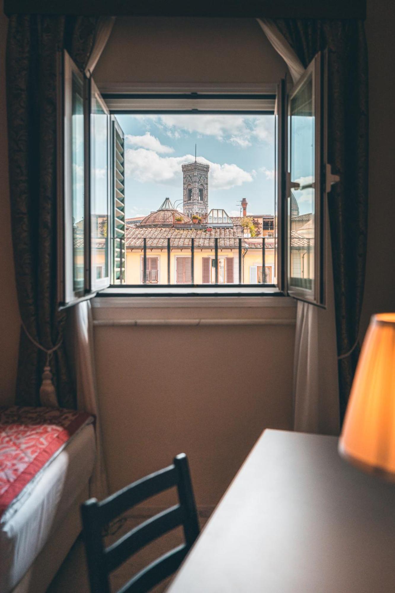 Quarto Duplo
