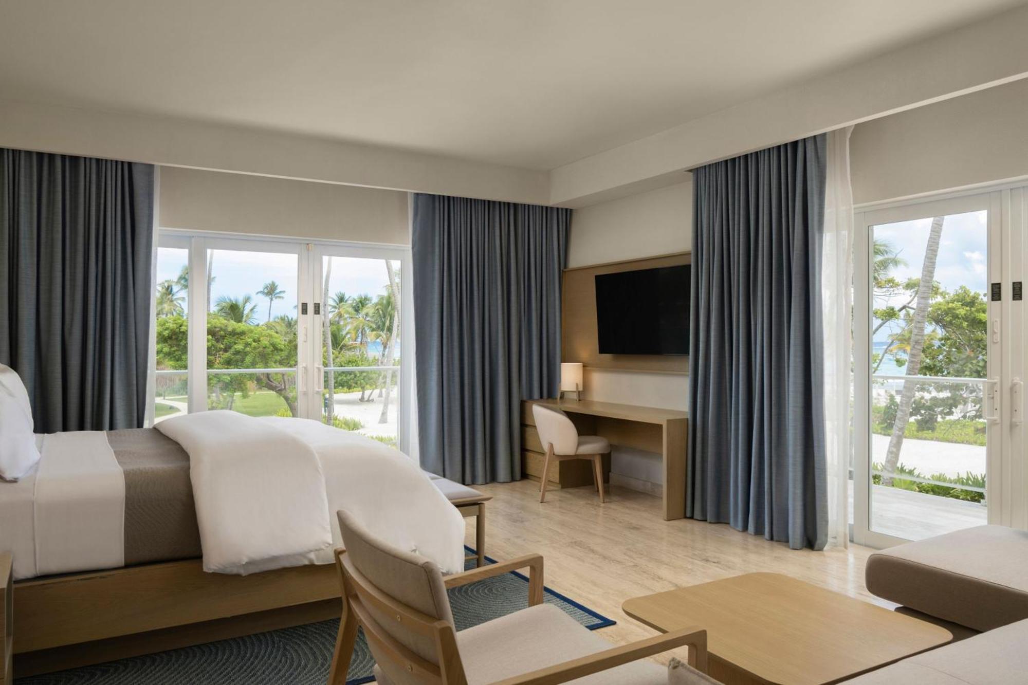 Suite Júnior com 1 Cama King-Size e Vista Mar