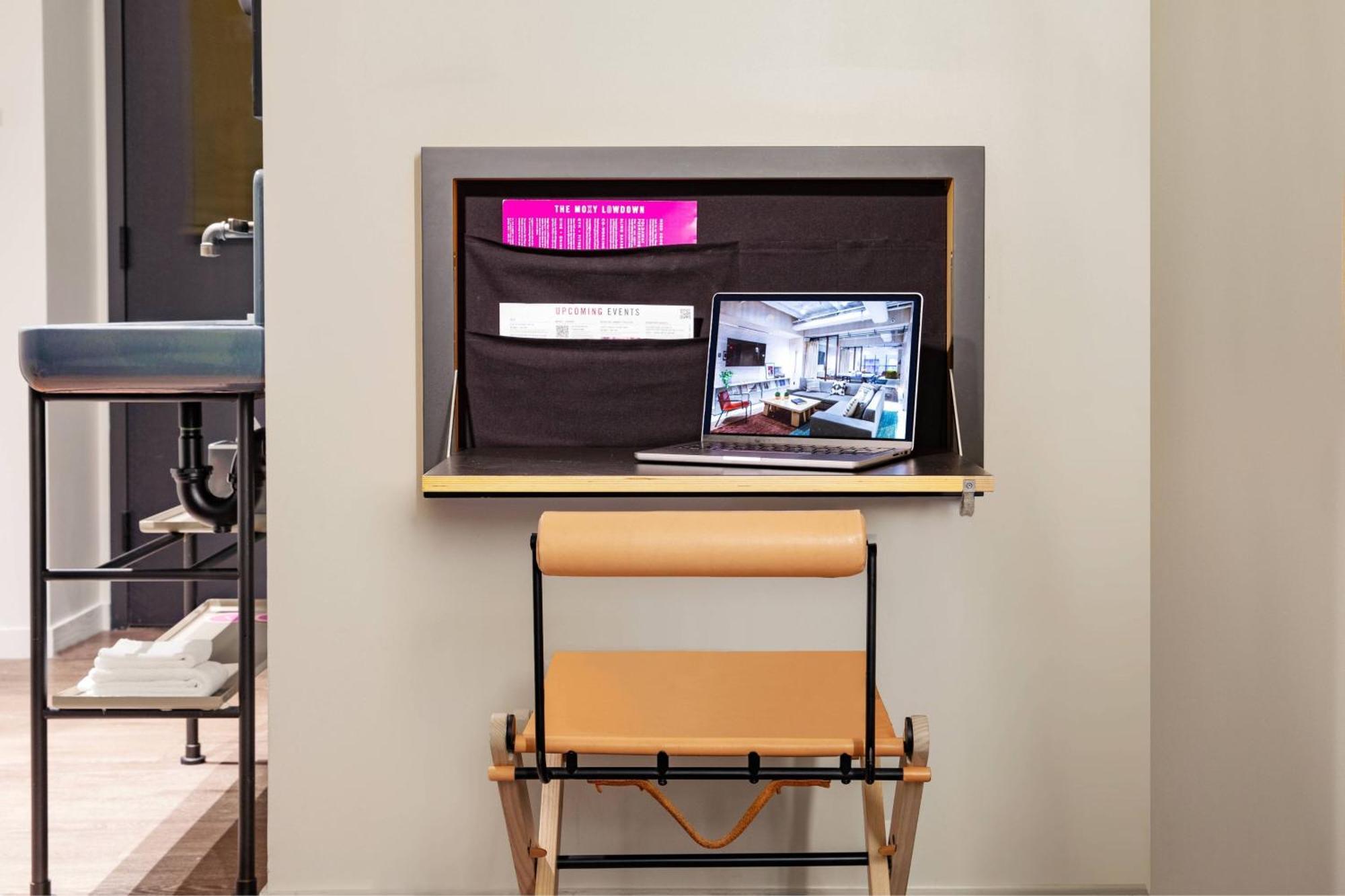 Queen Room Hearing Accessible