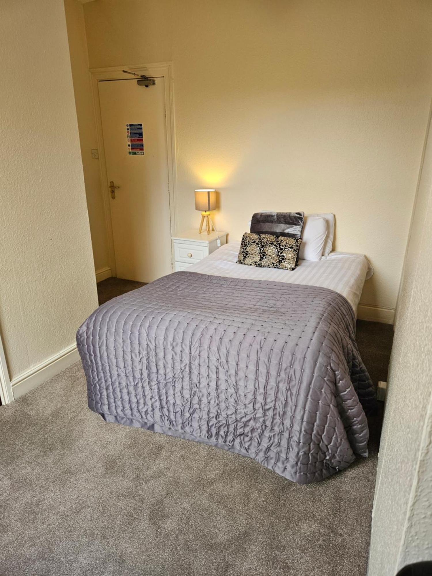 Budget Single Room