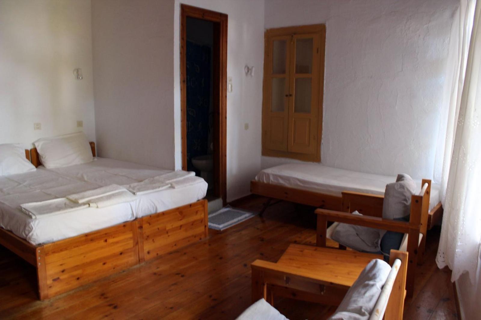Triple Room Private Bathroom