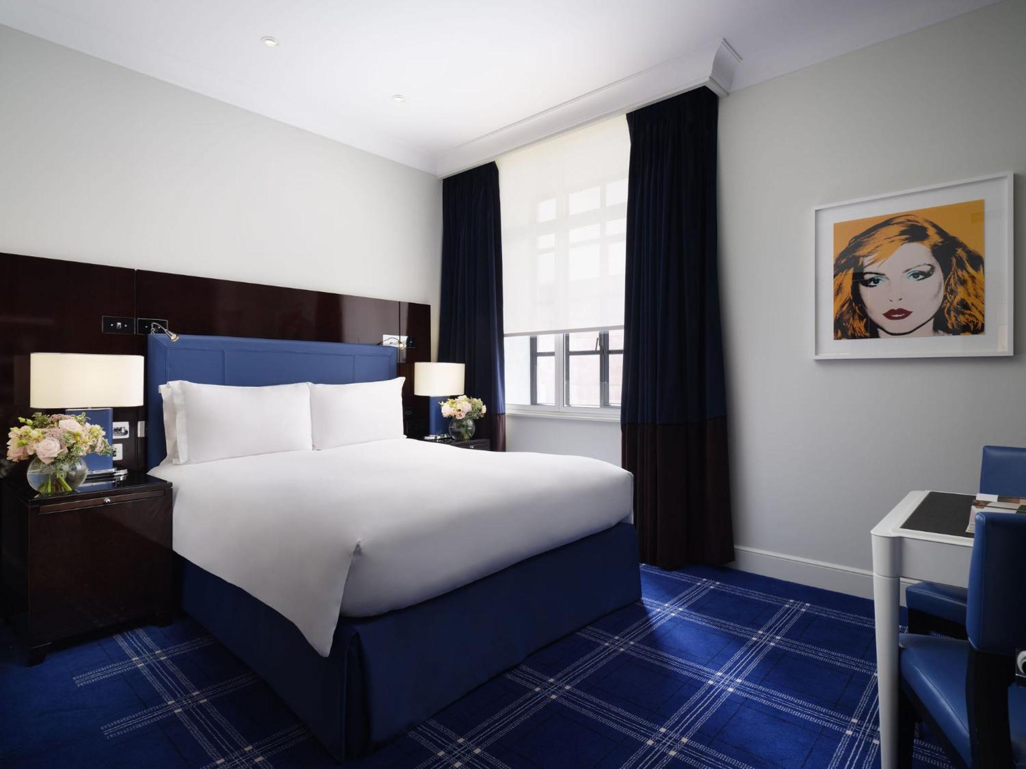 Superior King Room,1588052537:JPEG