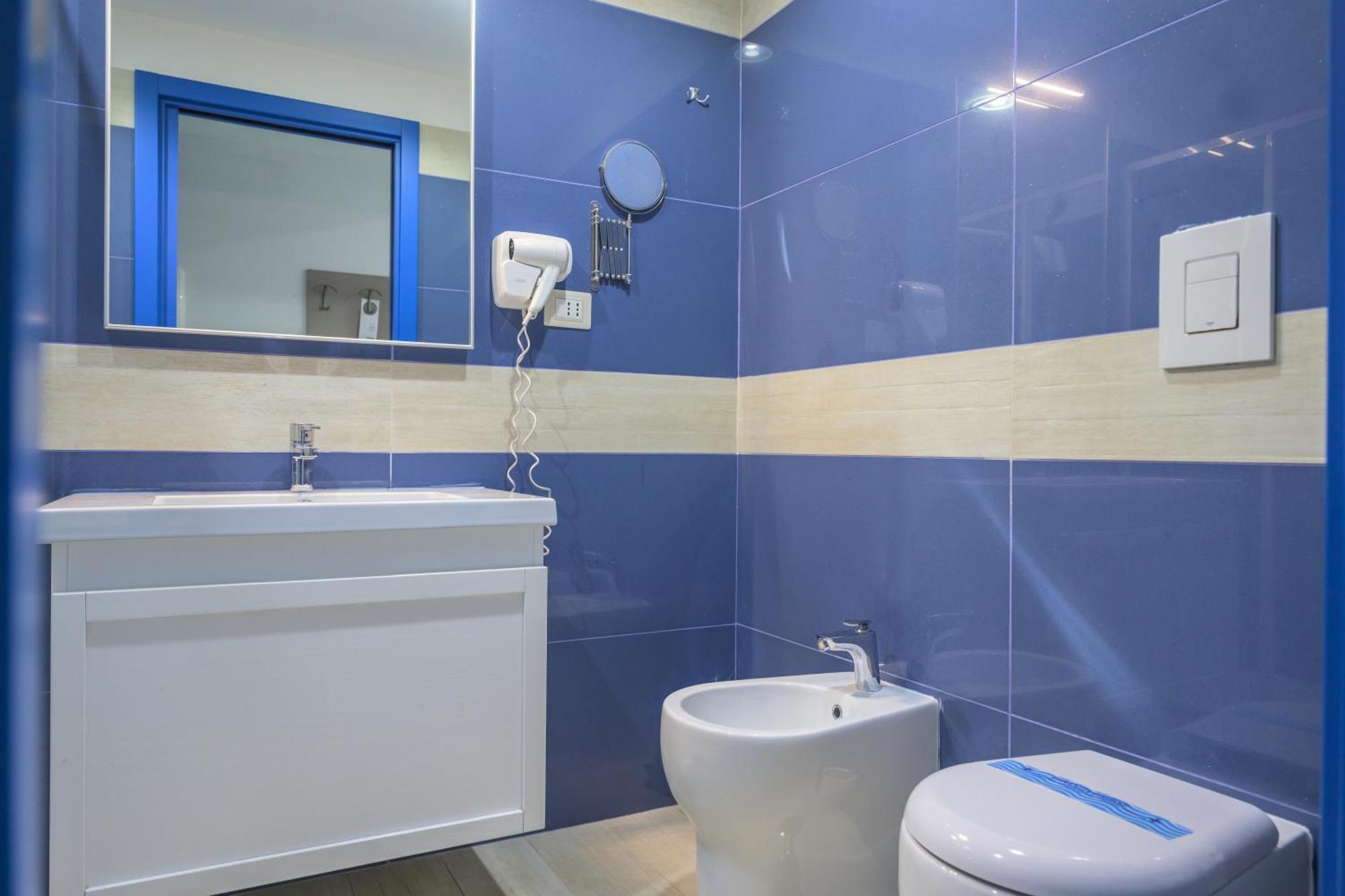 Double or Twin Room Sea View