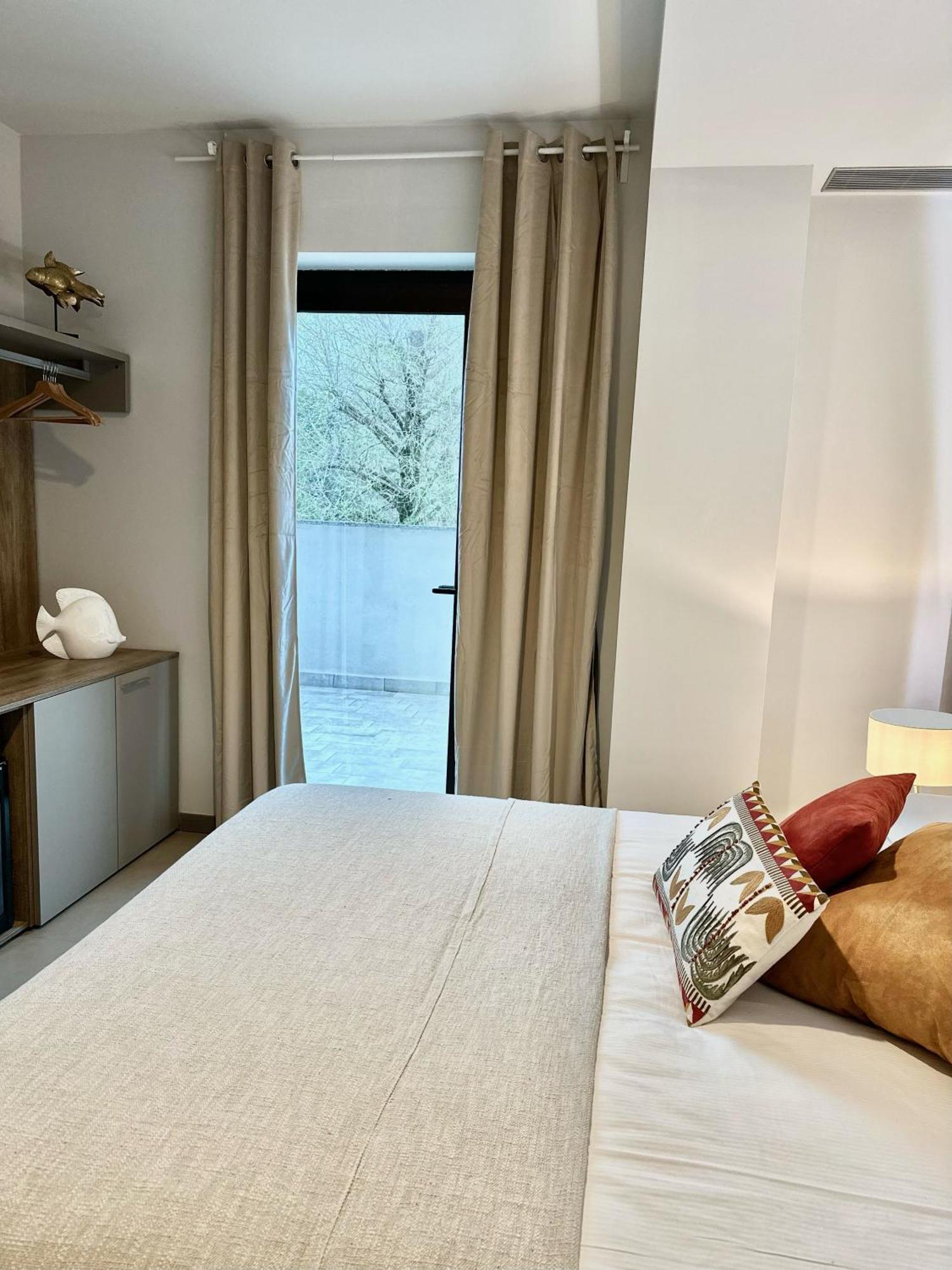 Double or Twin Room Terrace