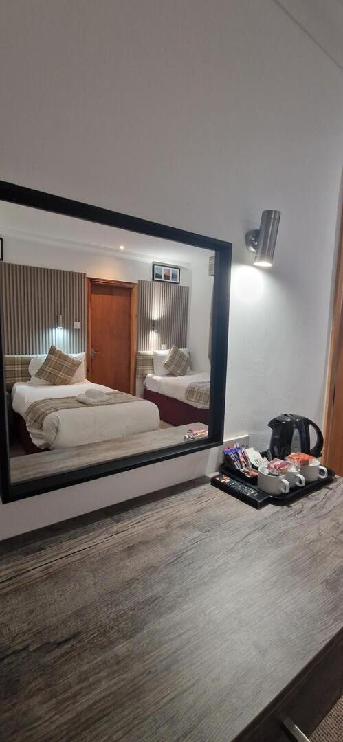 Basic Triple Room