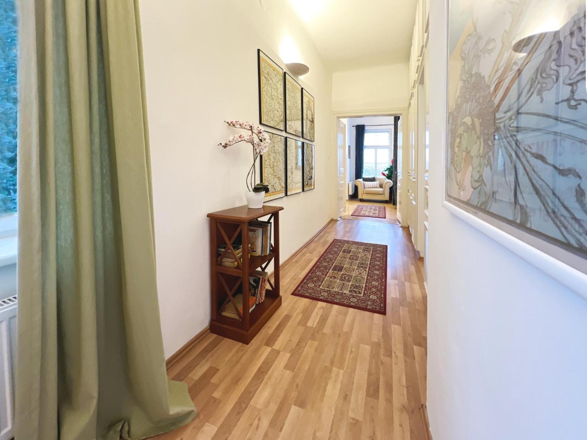 Three-Bedroom Apartment Charles Bridge View