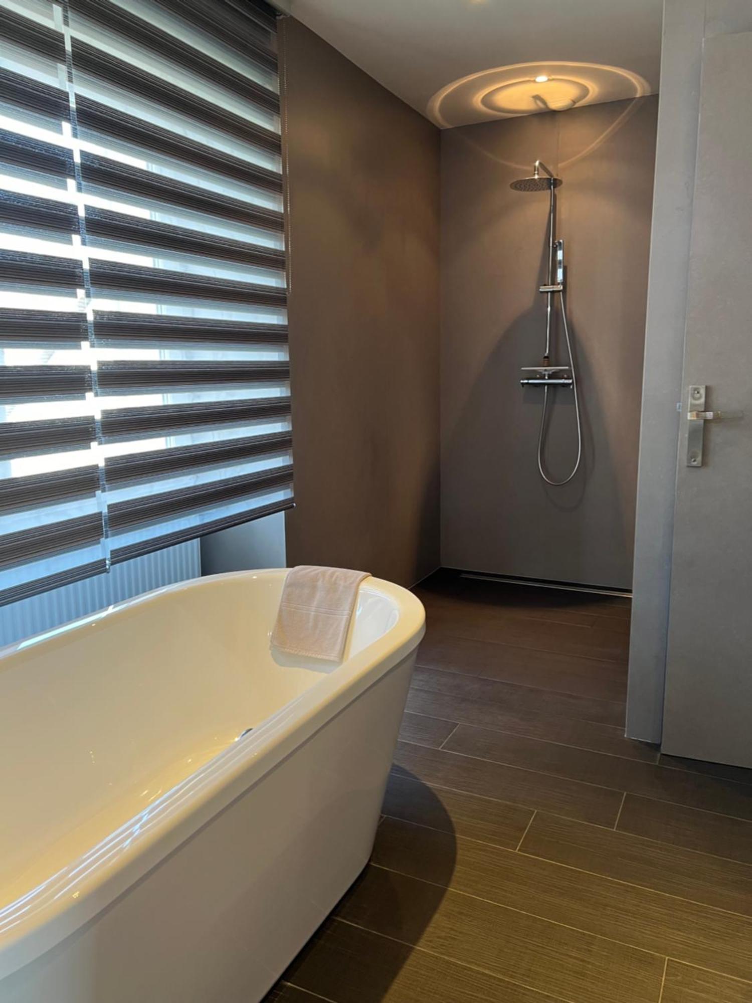 Deluxe Double Room Bath