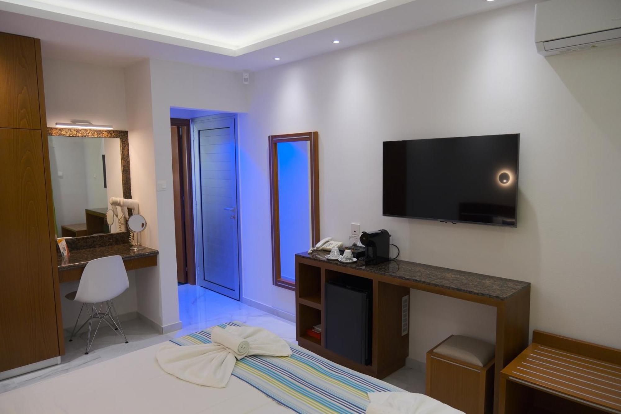 Standard Double or Twin Room Balcony