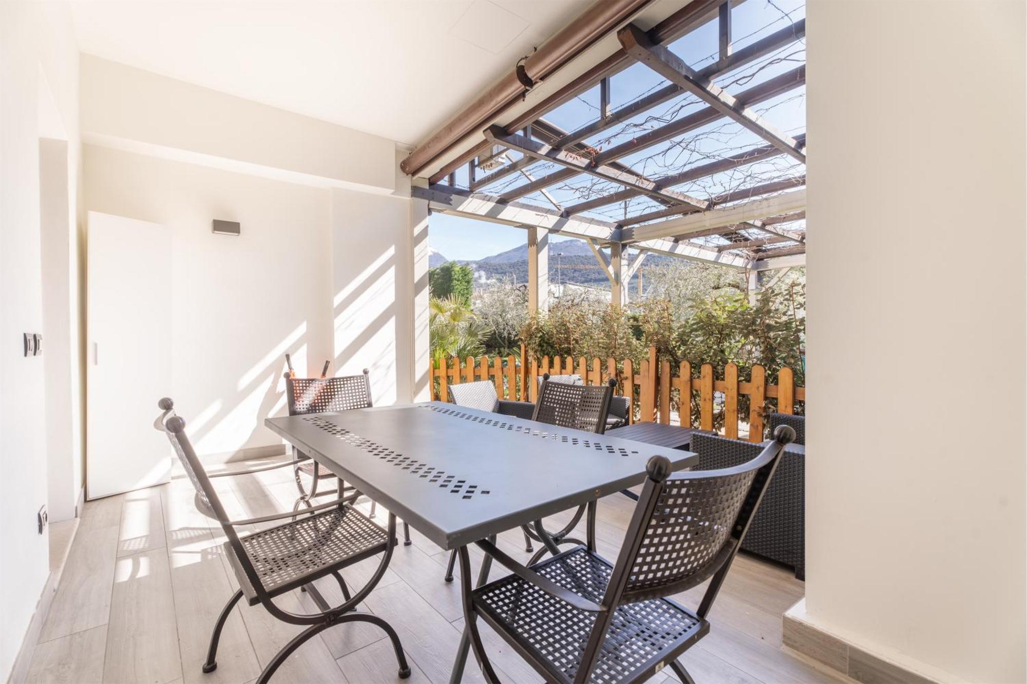 Appartement met uitzicht op de tuin