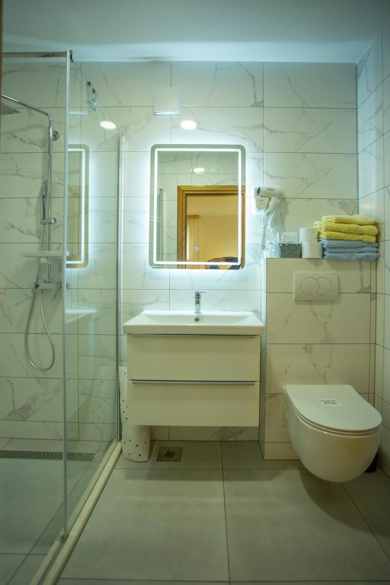 Economy Twin Room Ground Floor