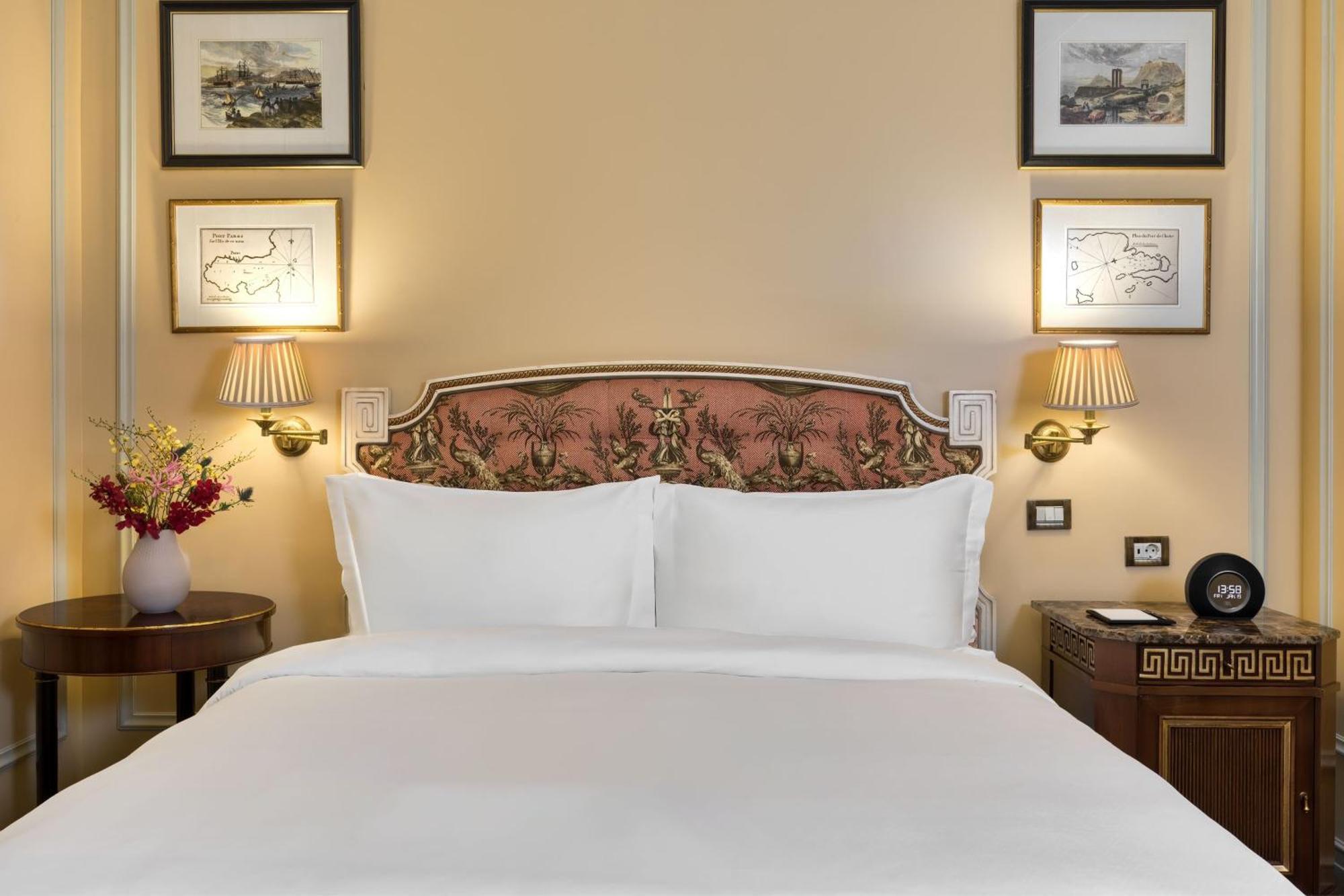 Quarto Deluxe com Cama King-size e Vista da Cidade
