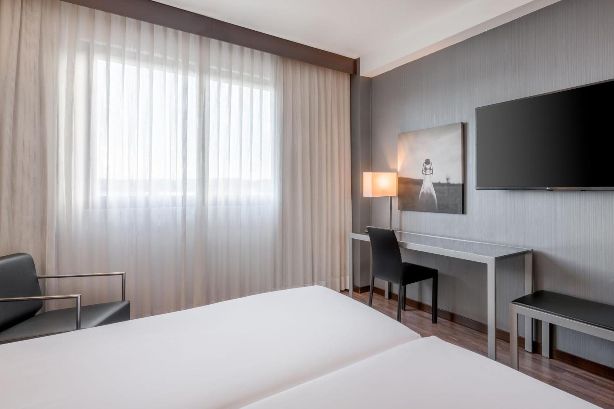 Standard Zweibettzimmer mit 2 Einzelbetten