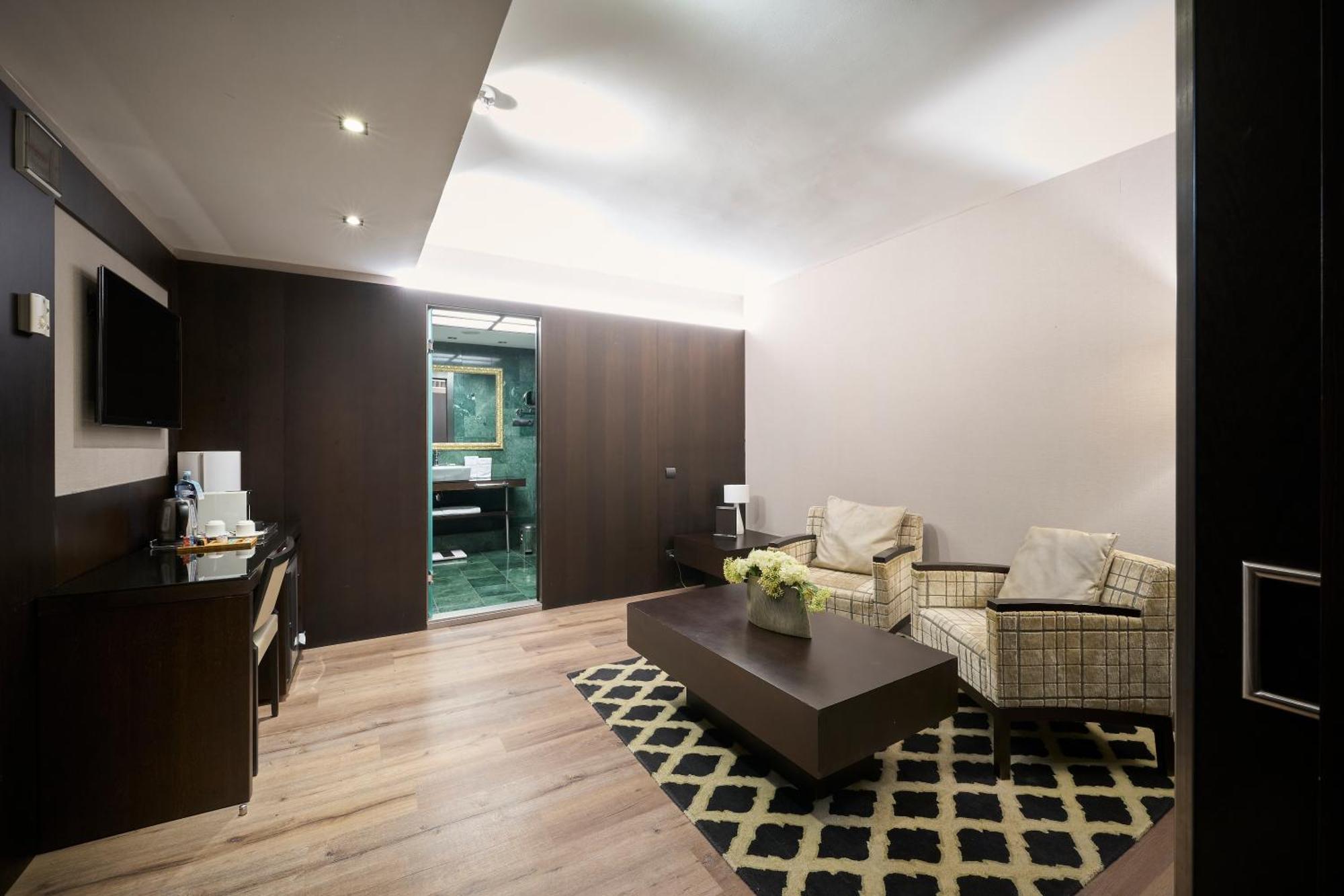 Junior Suite,1572637985:JPEG