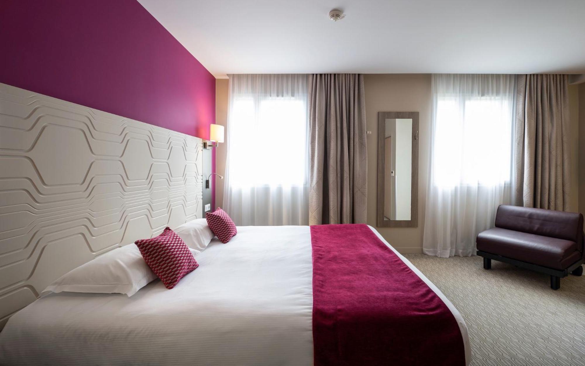 Dreibettzimmer mit 1 Doppelbett und 1 Einzelbett