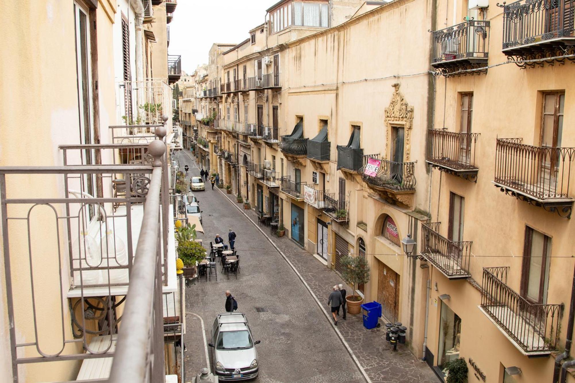 Deluxe Double Room Balcony