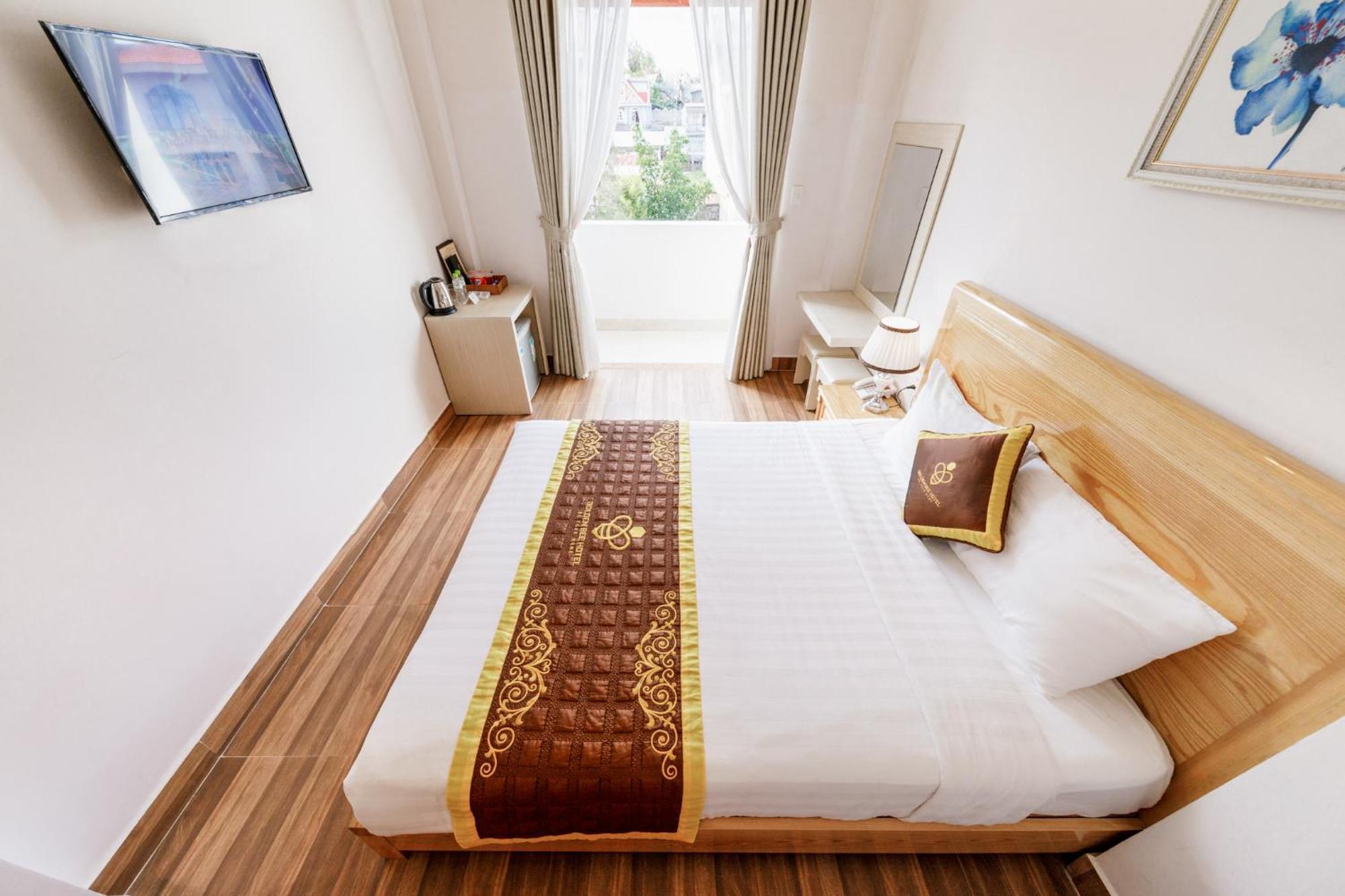 Queen Room Balcony