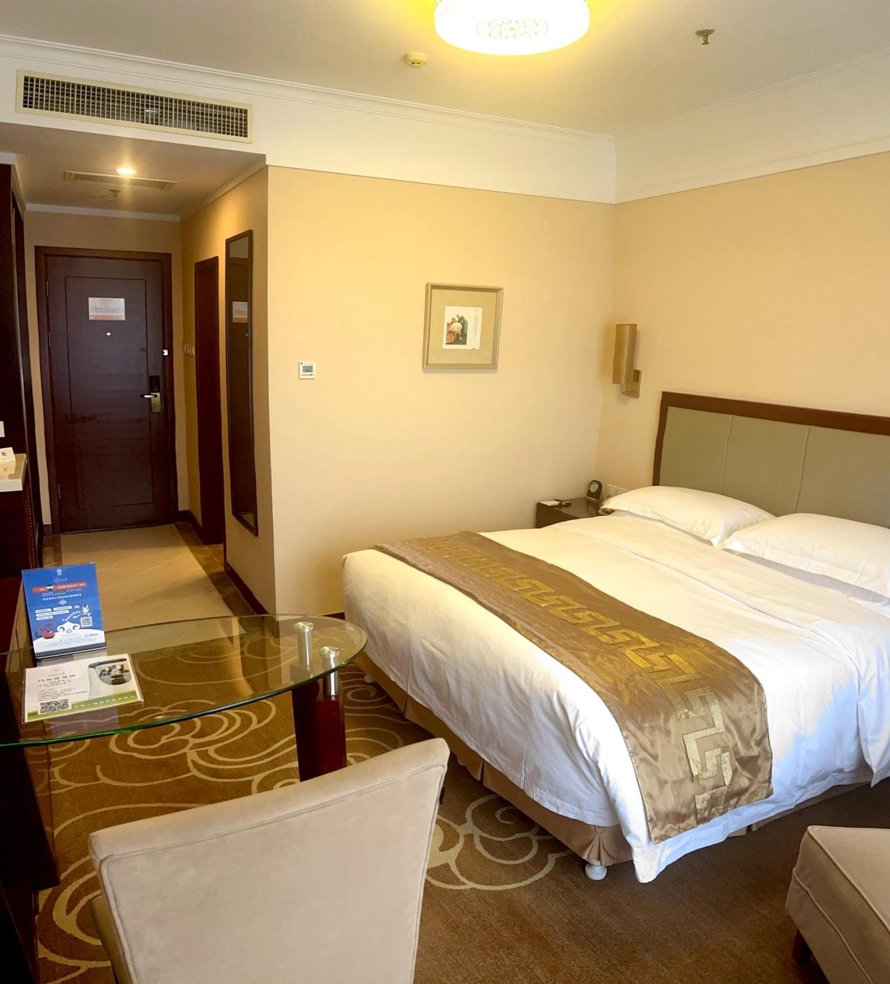 Standard King Room