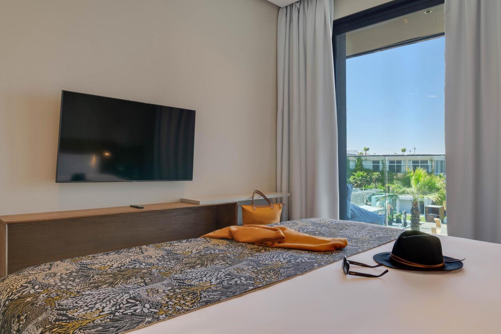 Superior Premium Suite