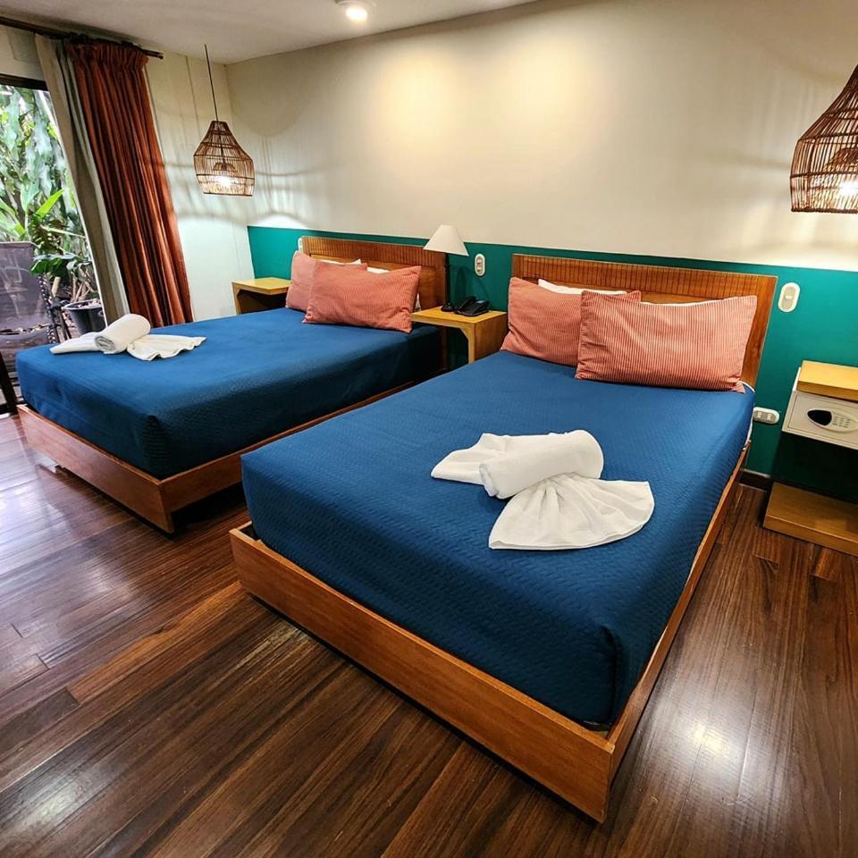 Queen Room Two Queen Beds
