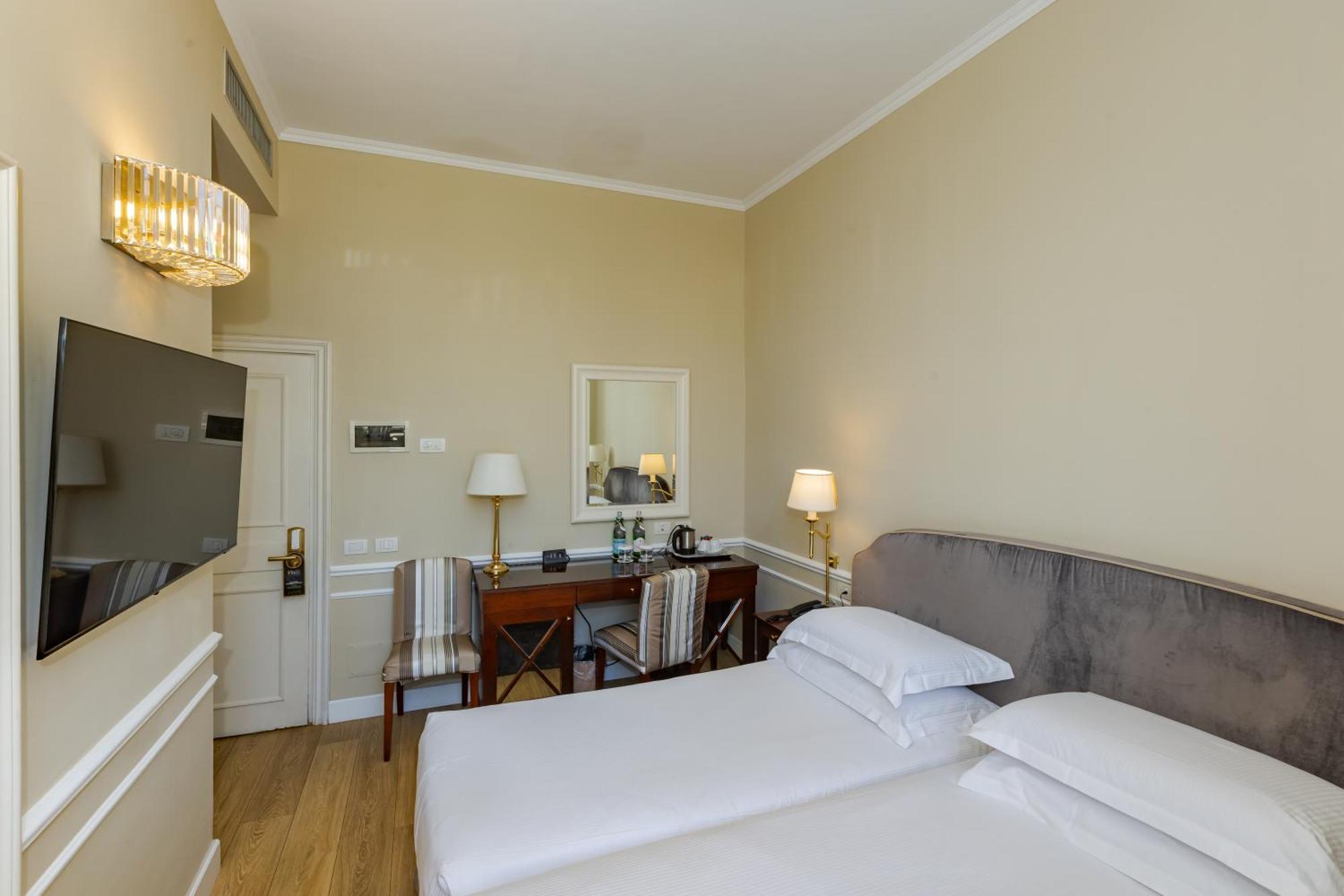 Classic Double or Twin Room City View