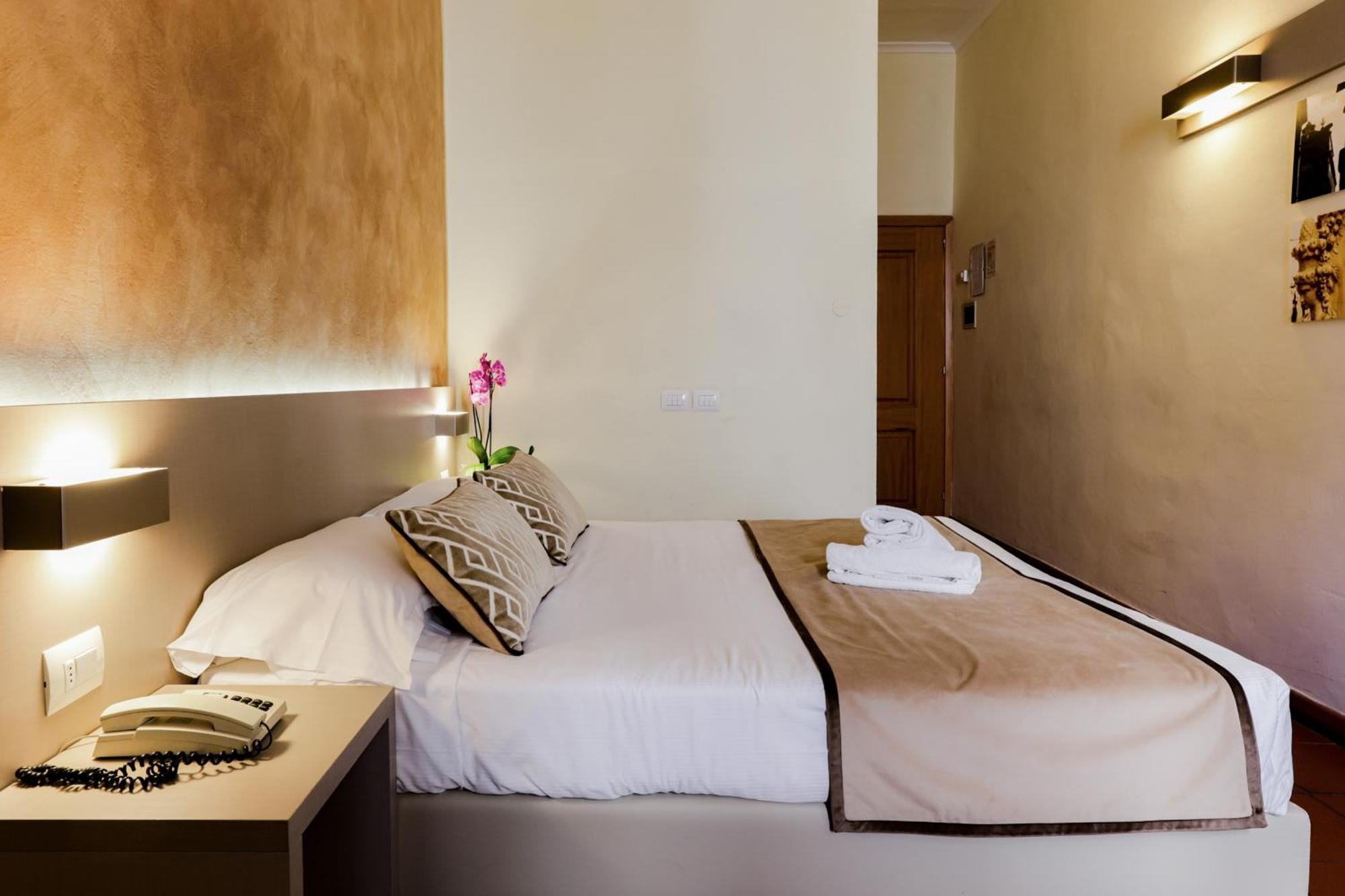Double or Twin Room,1580141801:JPEG