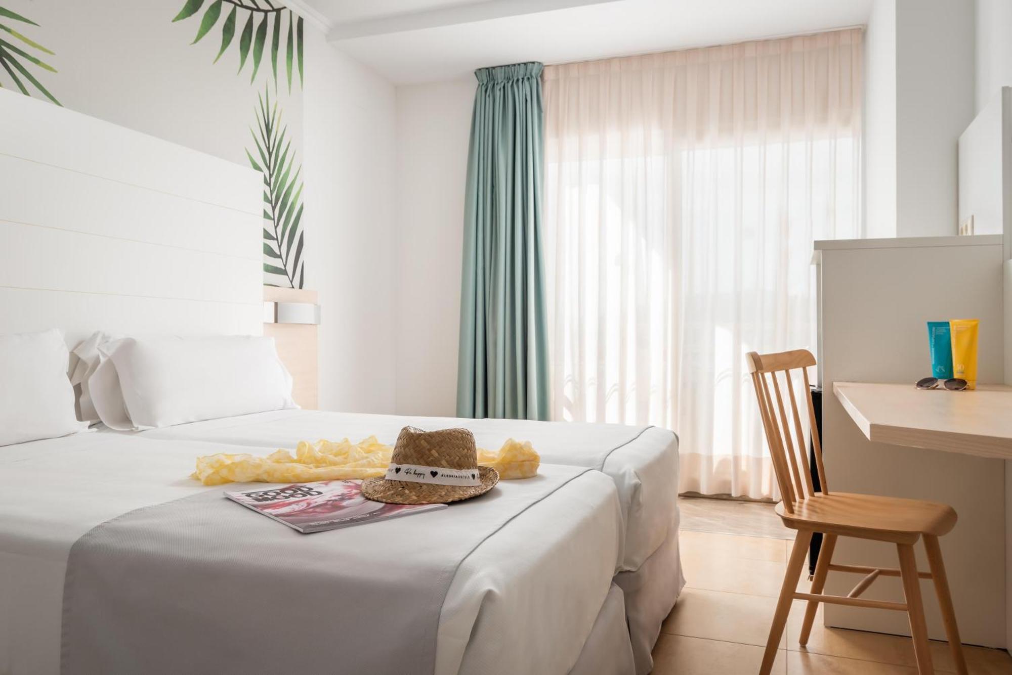 Triple Room with Balcony