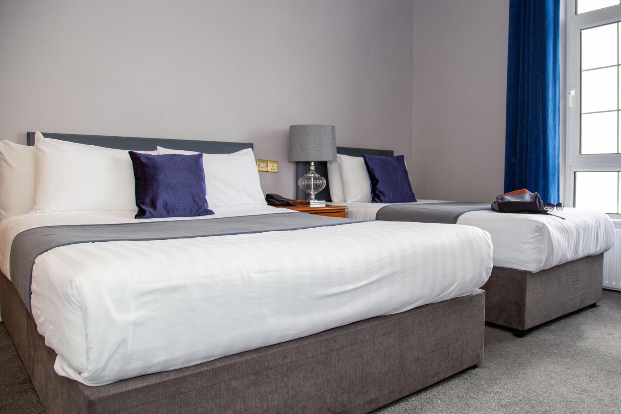 Double or Twin Room Non Sea View