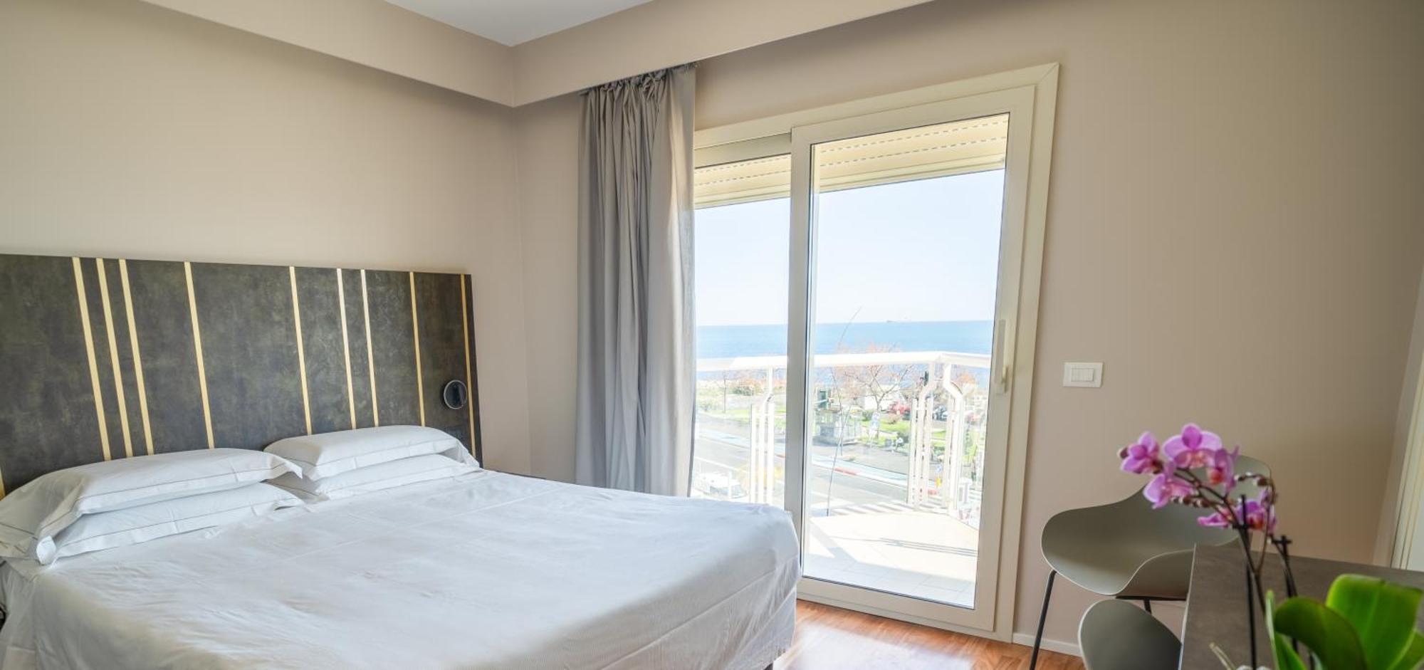 Superior Double or Twin Room Sea View