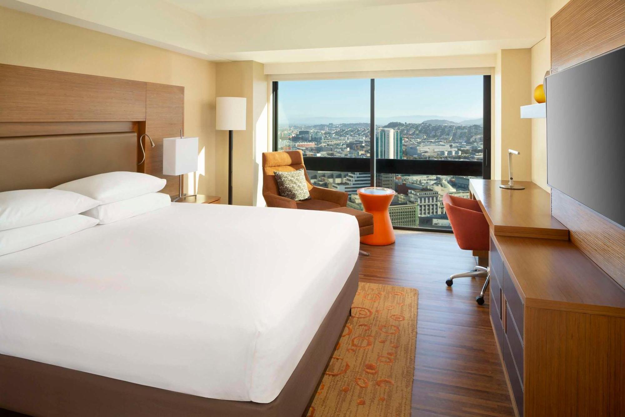 King Room Square View