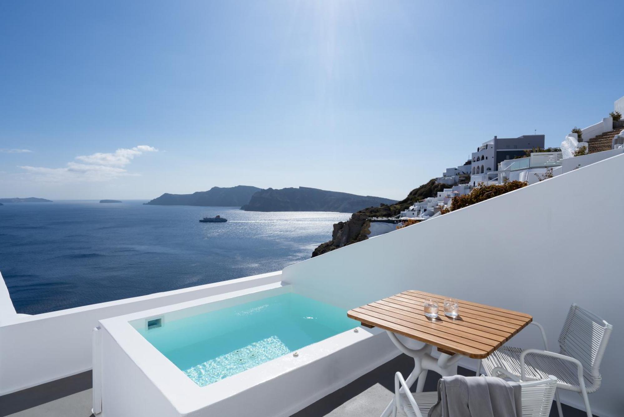 Villa Double Room Open Air Jetted Tub