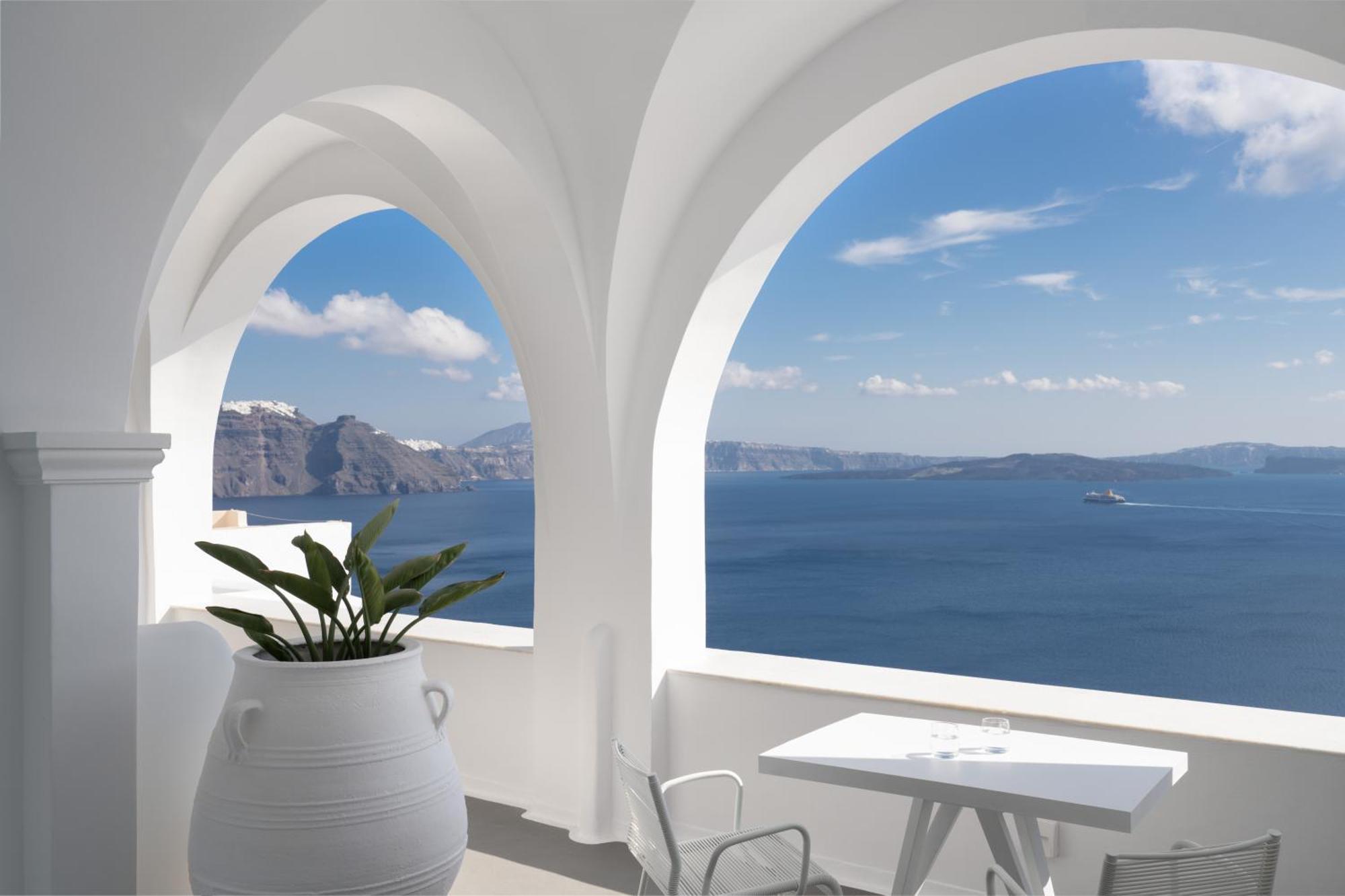 Villa Suite Open Air Jetted Tub