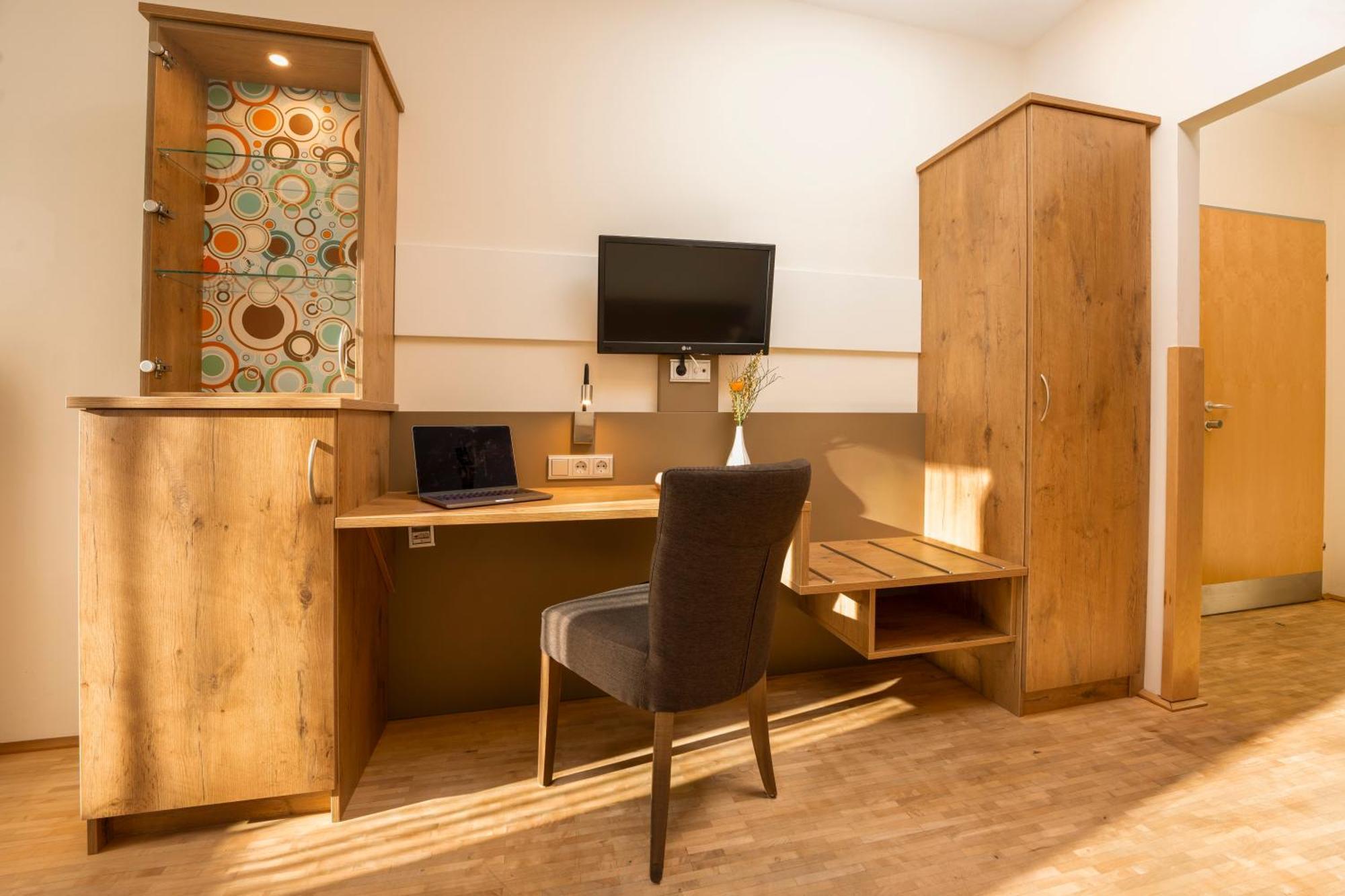 Comfort Single Room