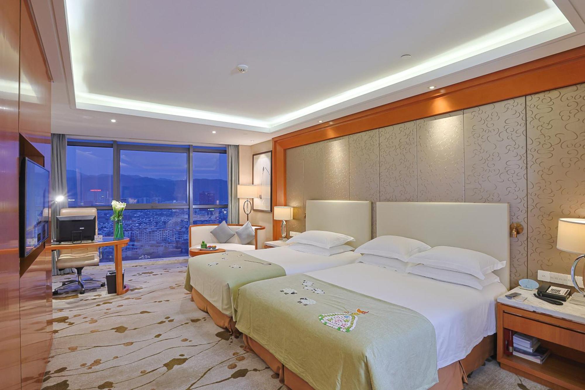 Family Room River View
