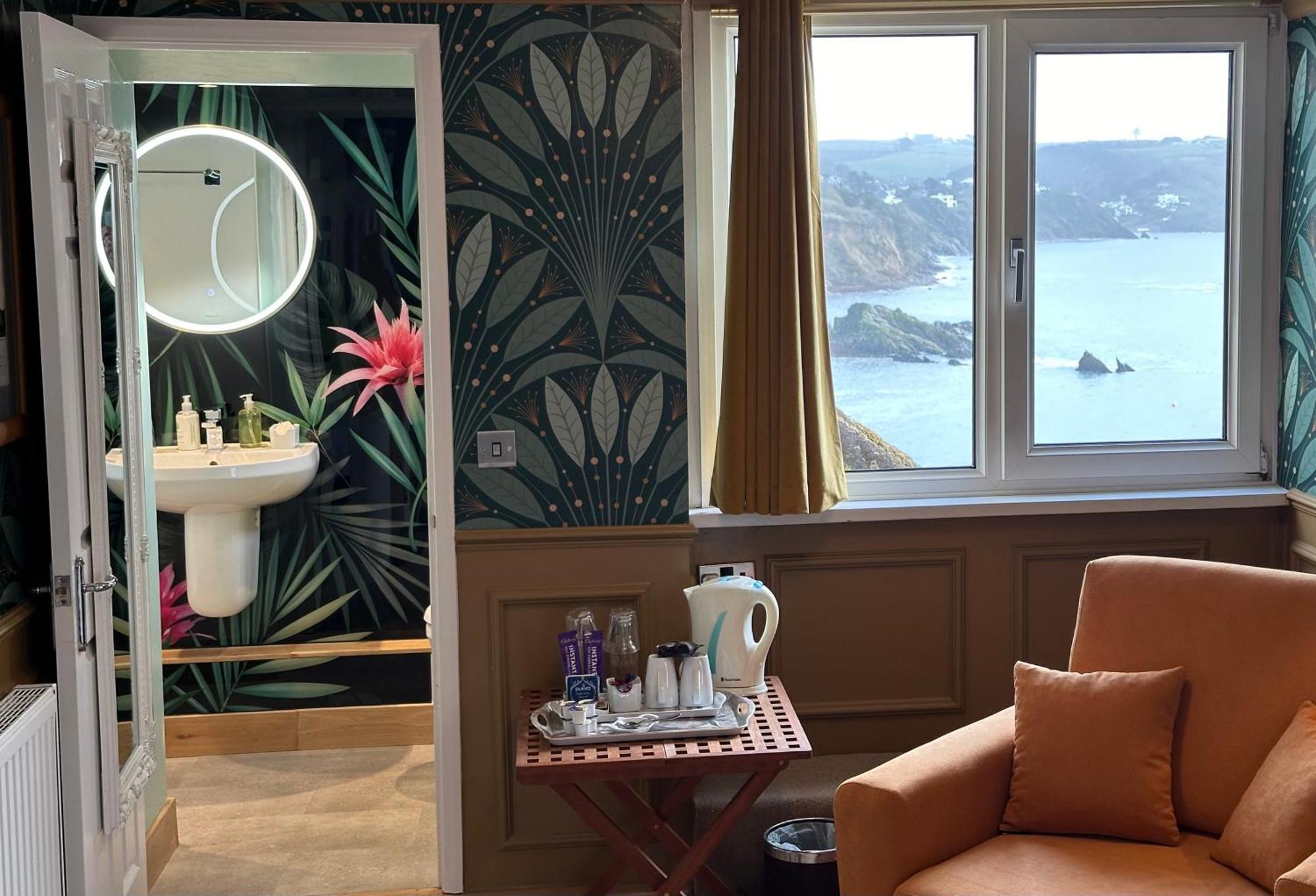 West Looe Room Standard triple roadside