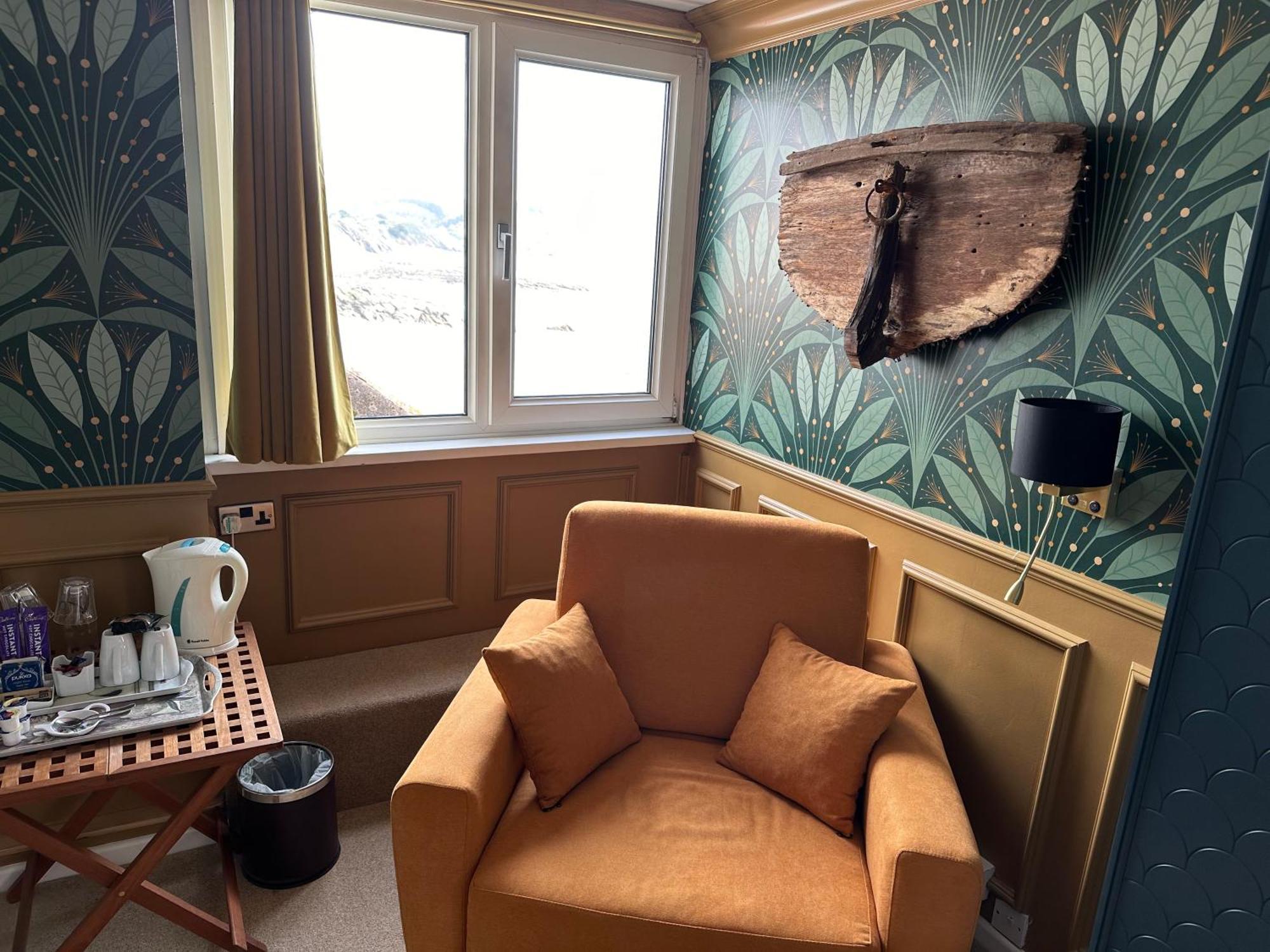 West Looe Room Standard triple roadside