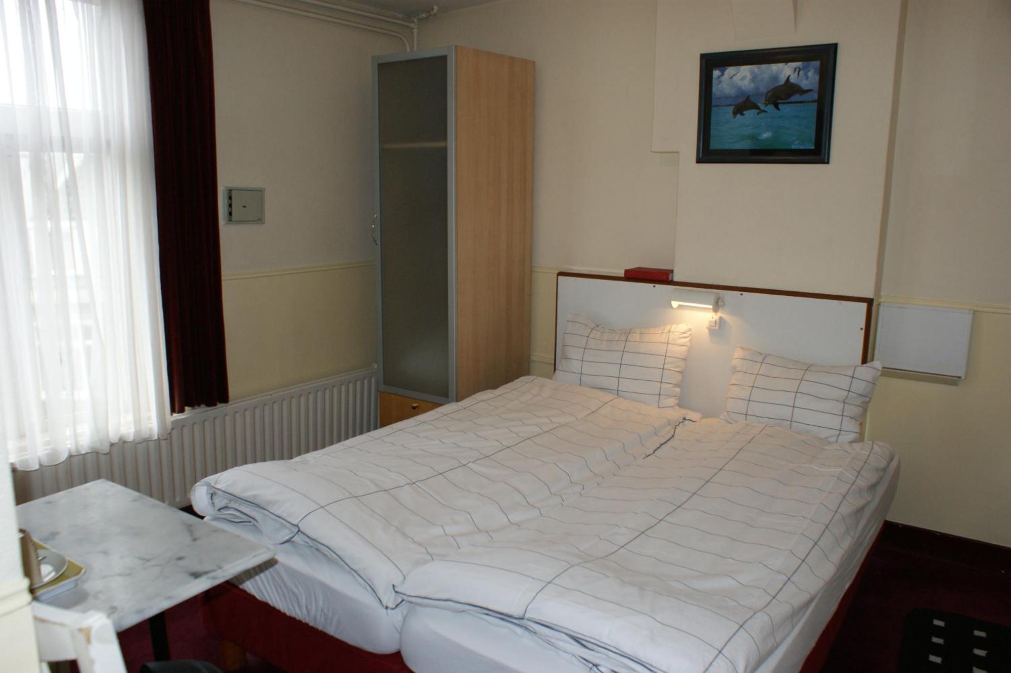 Double Room Shared Toilet